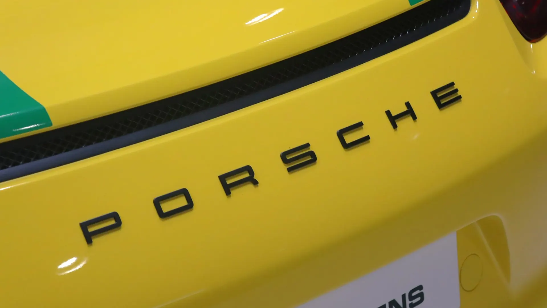 Porsche 911 — photo 47