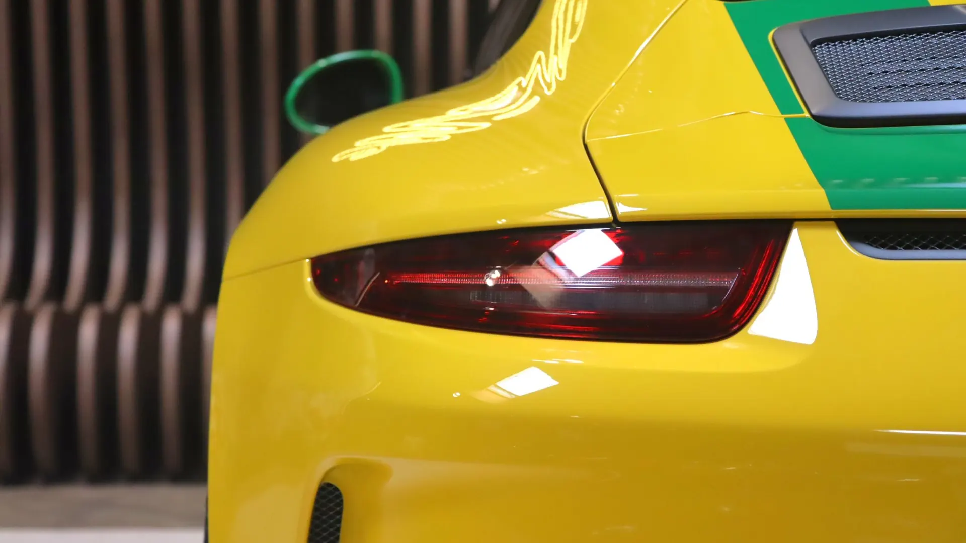 Porsche 911 — photo 45