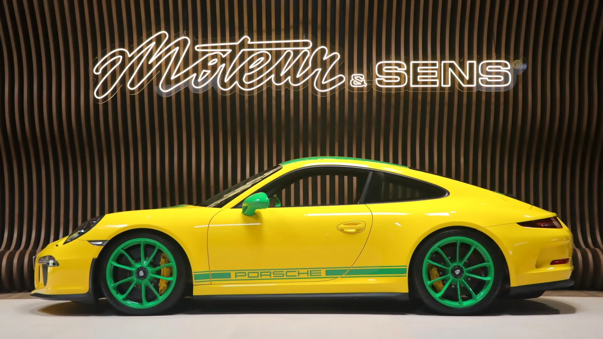 Porsche 911 — photo 5