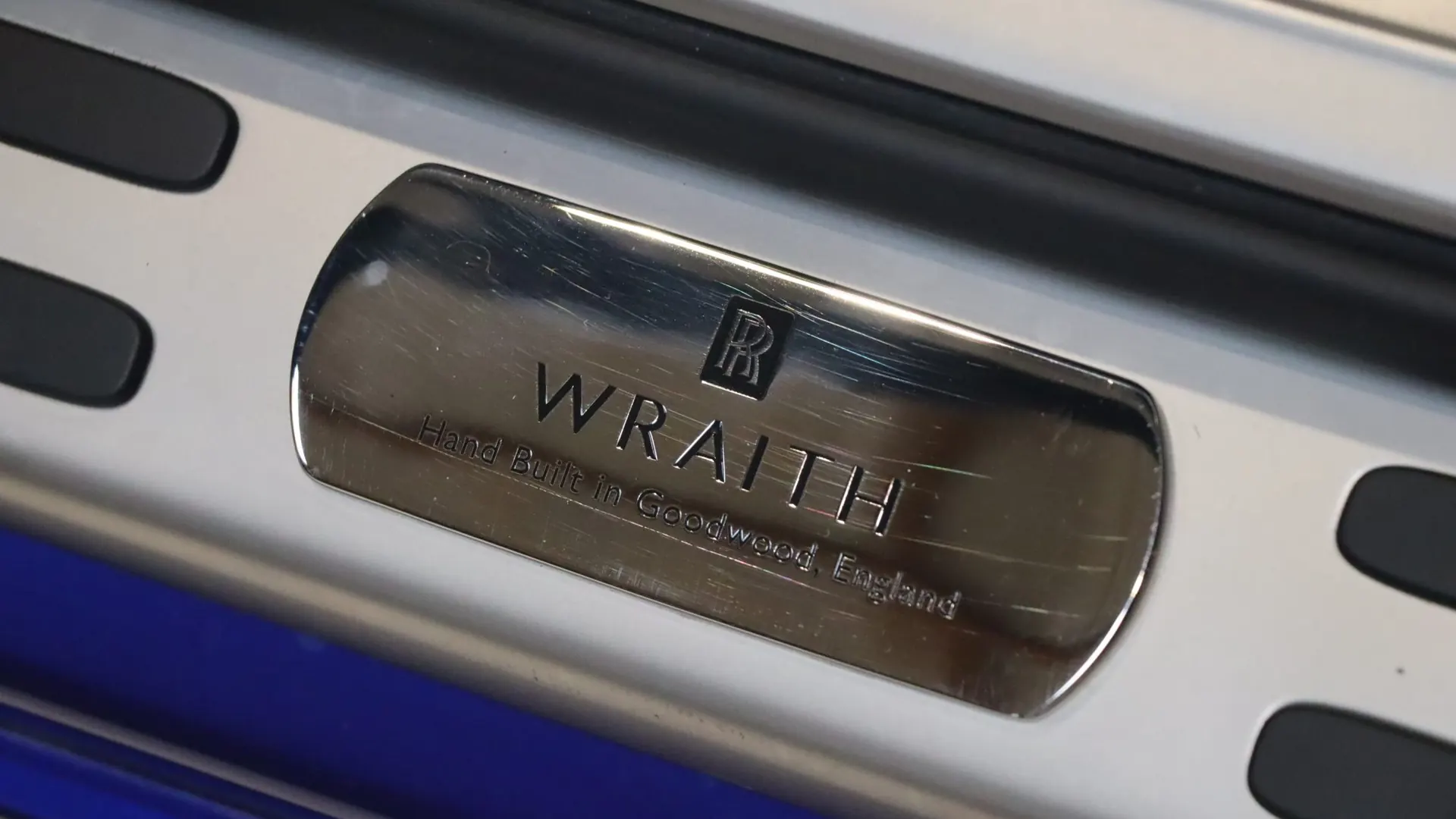Rolls-Royce Wraith — photo 12