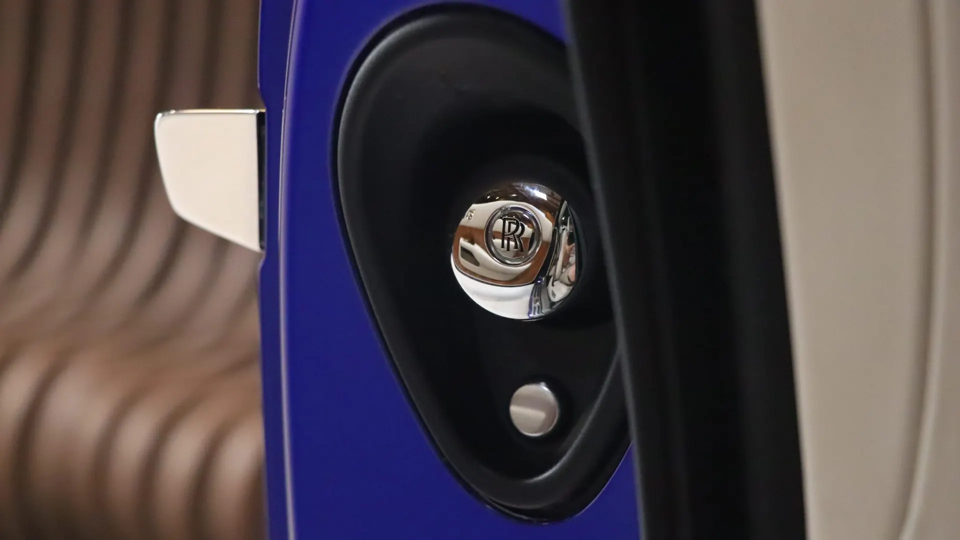Rolls-Royce Wraith — photo 13