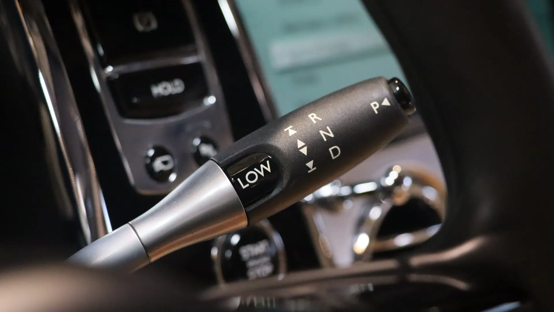 Rolls-Royce Wraith — photo 19