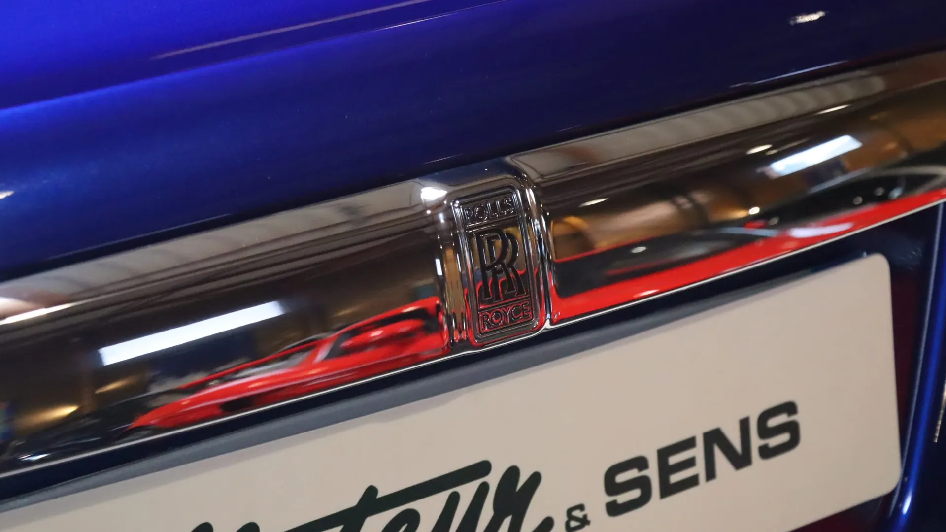 Rolls-Royce Wraith — photo 48