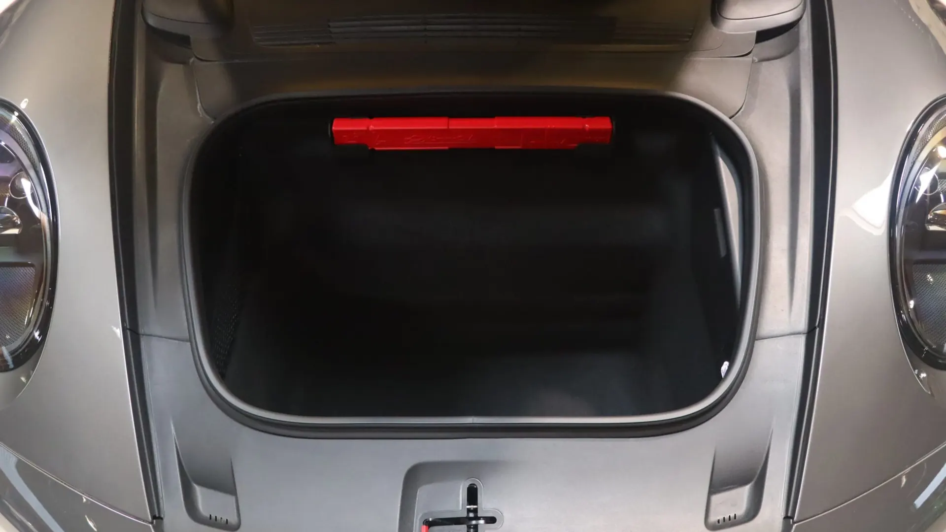 Porsche 911 — photo 48