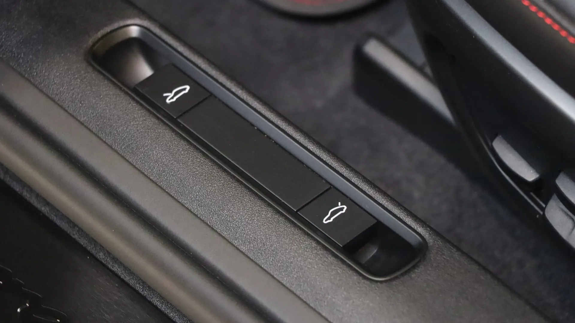 Porsche 911 — photo 17