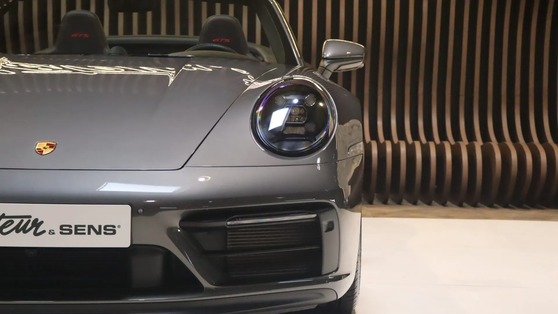 Porsche 911 — photo 44