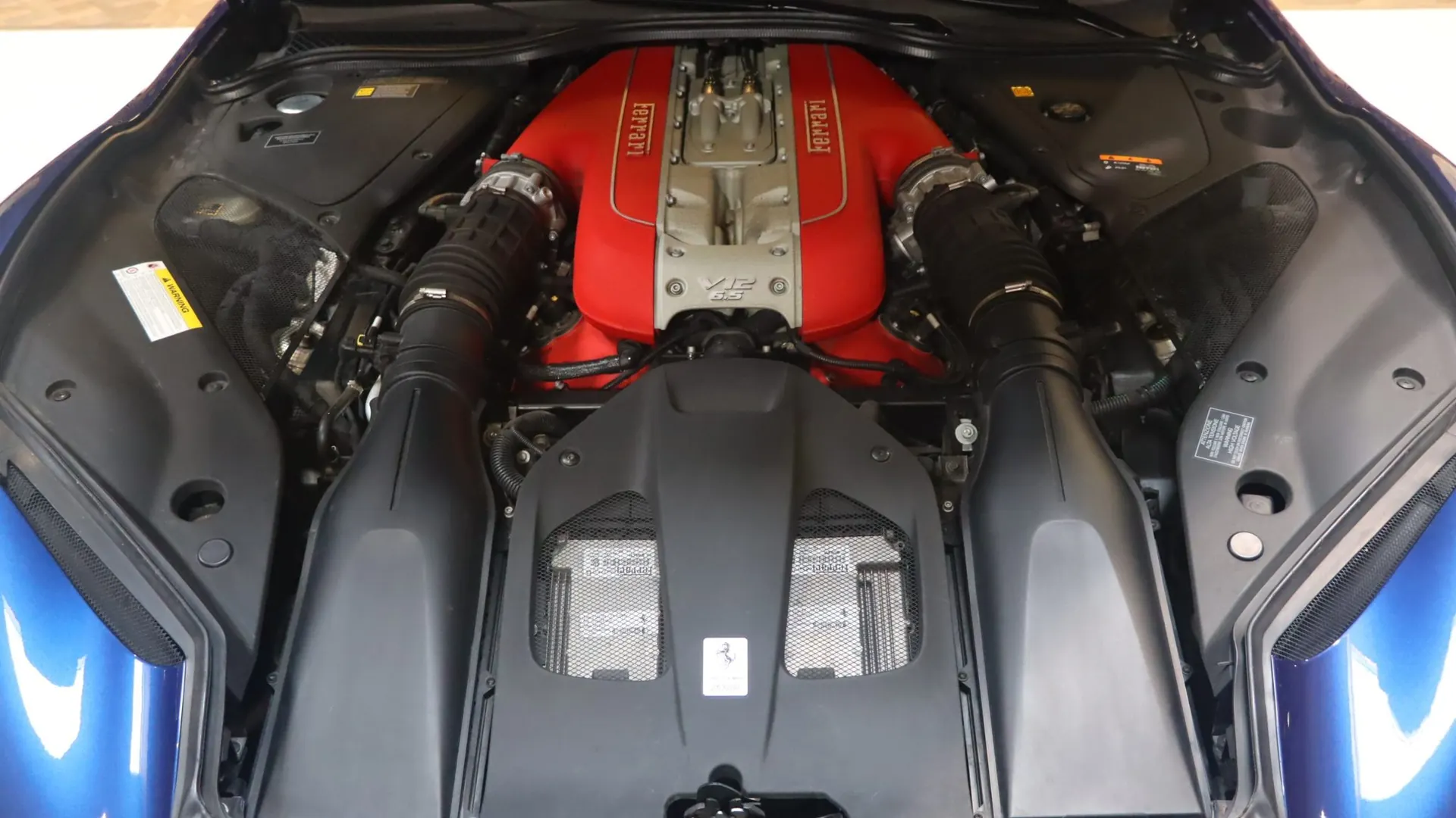 Ferrari 812 — photo 42