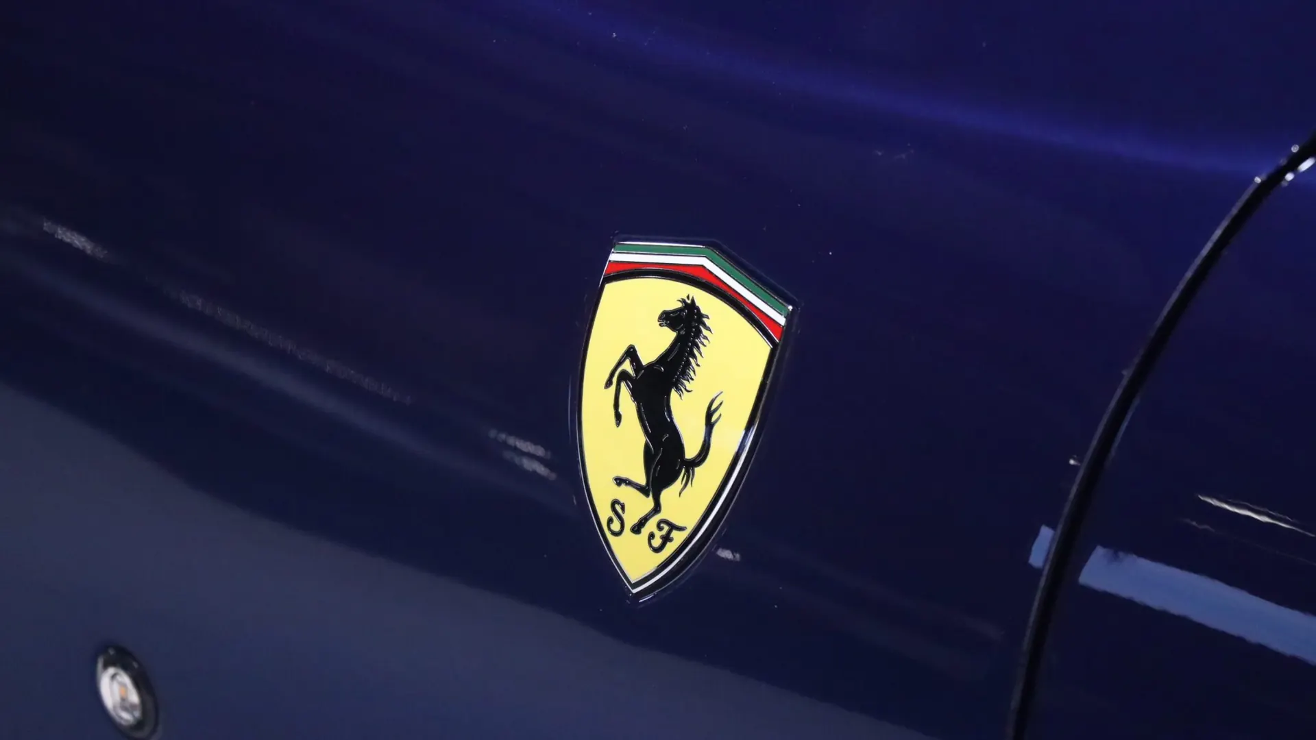Ferrari 812 — photo 47