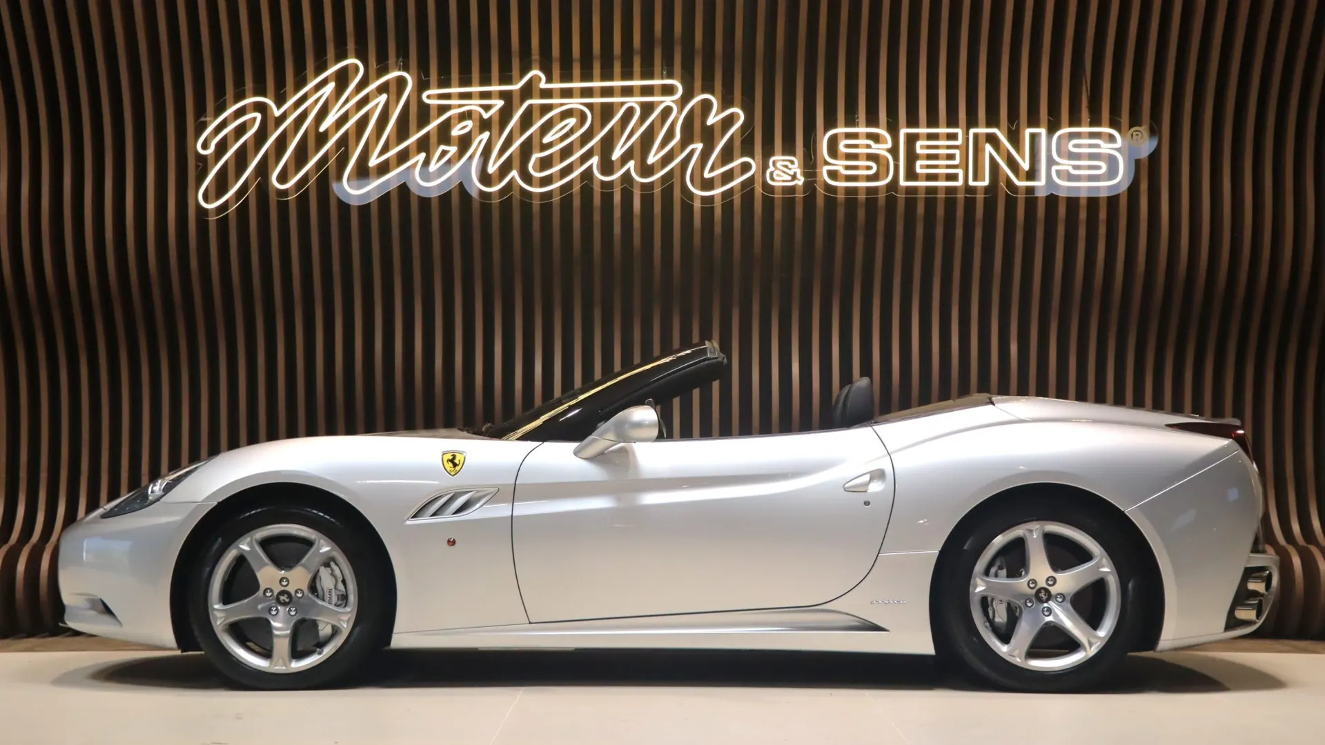 Ferrari California — photo 5