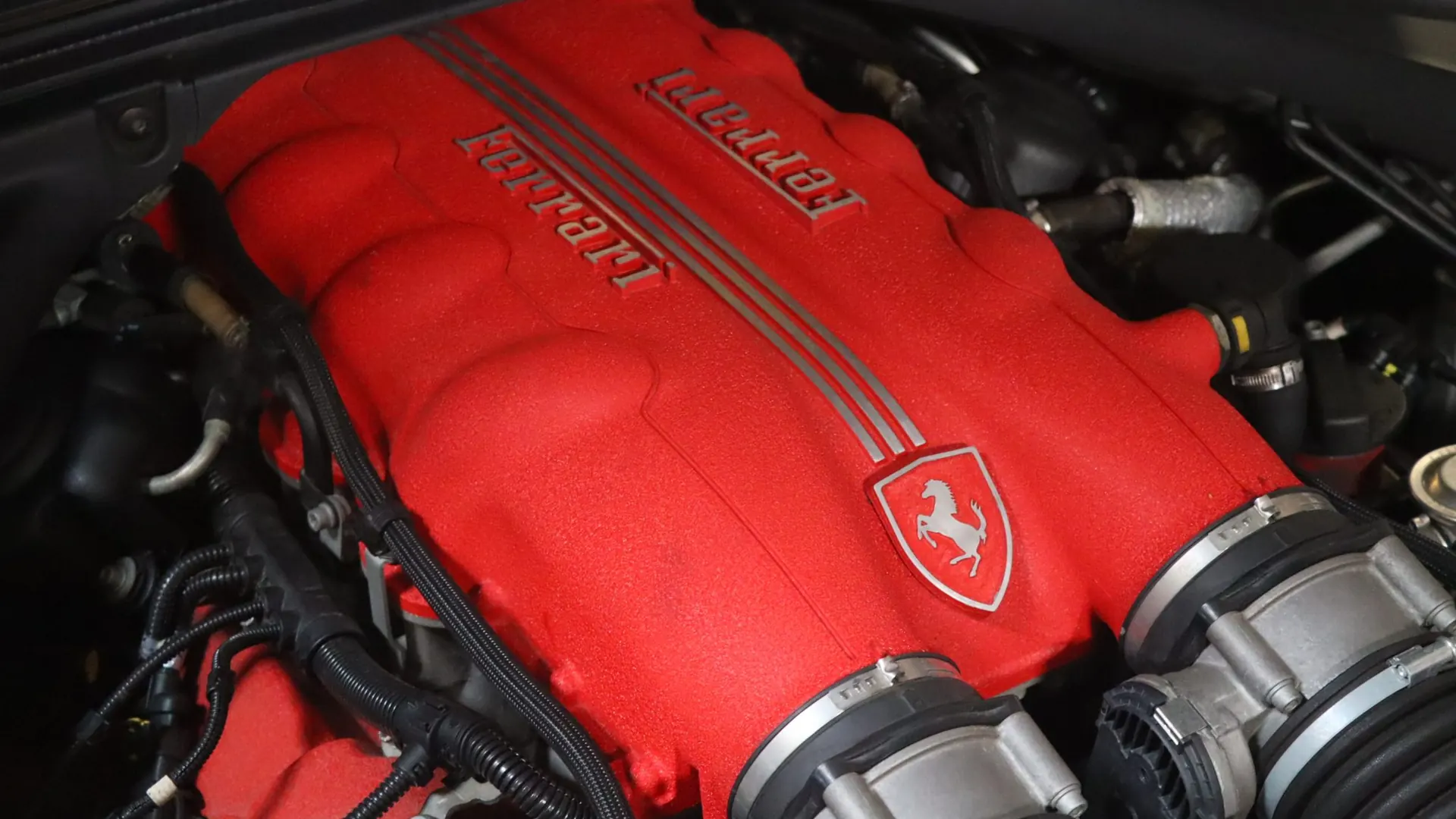 Ferrari California — photo 42