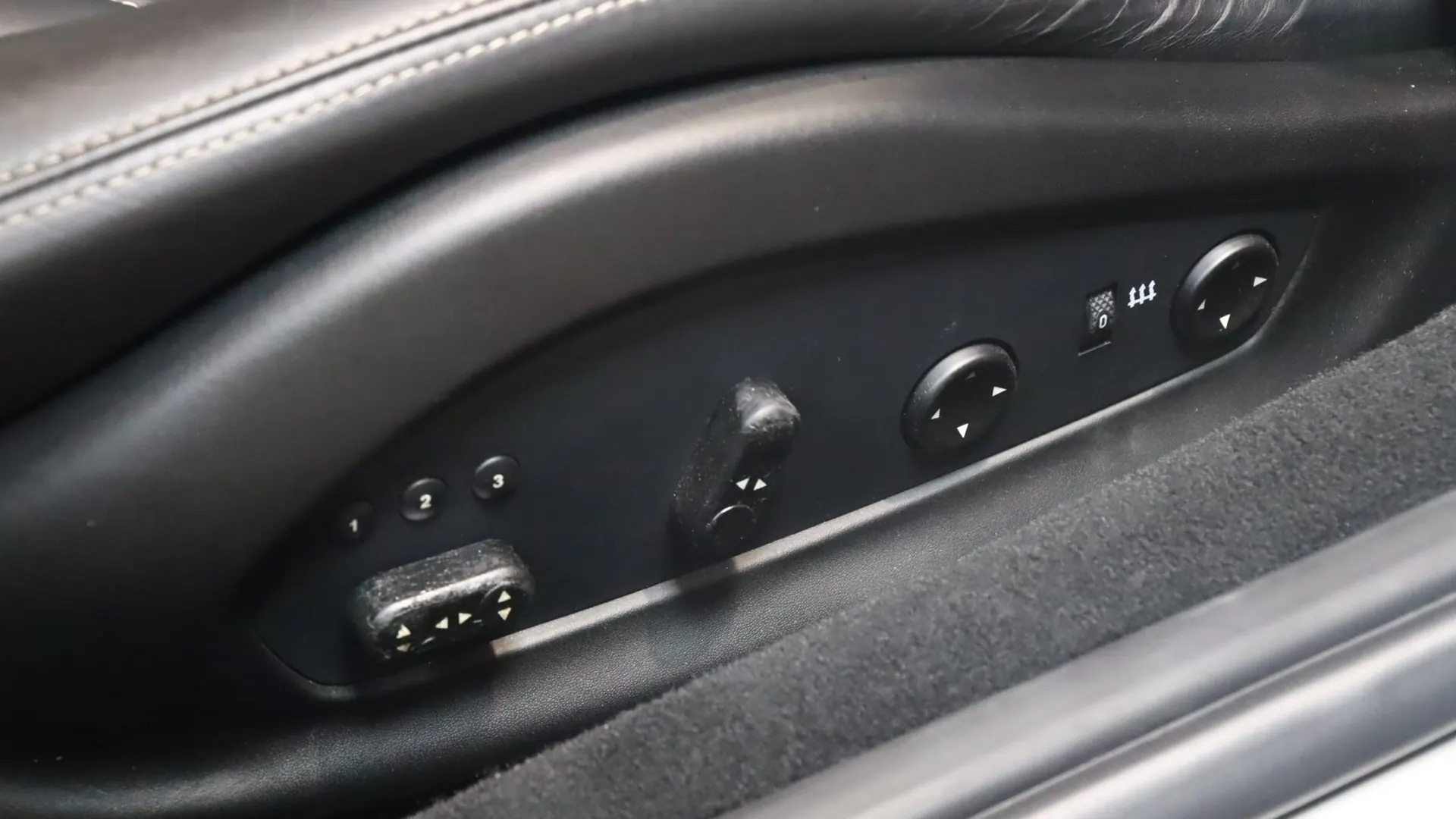 Ferrari California — photo 35