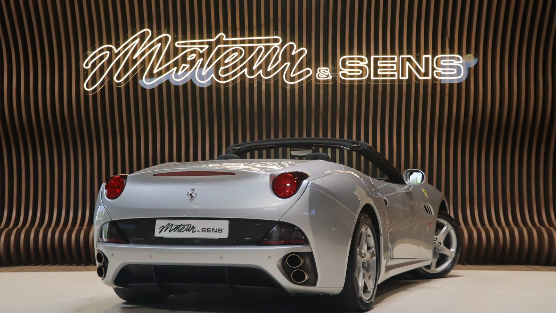 Ferrari California — photo 2
