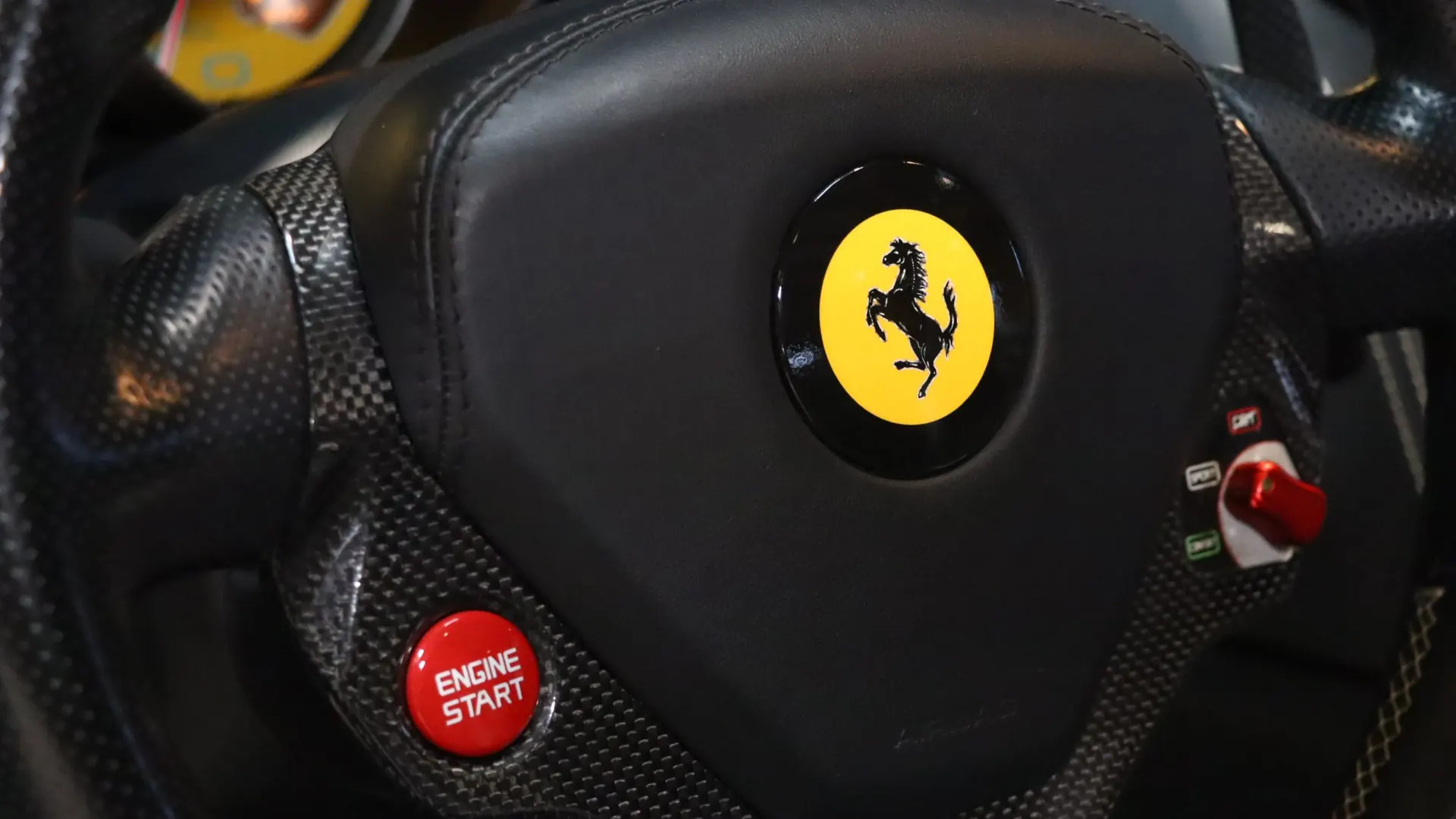 Ferrari California — photo 23