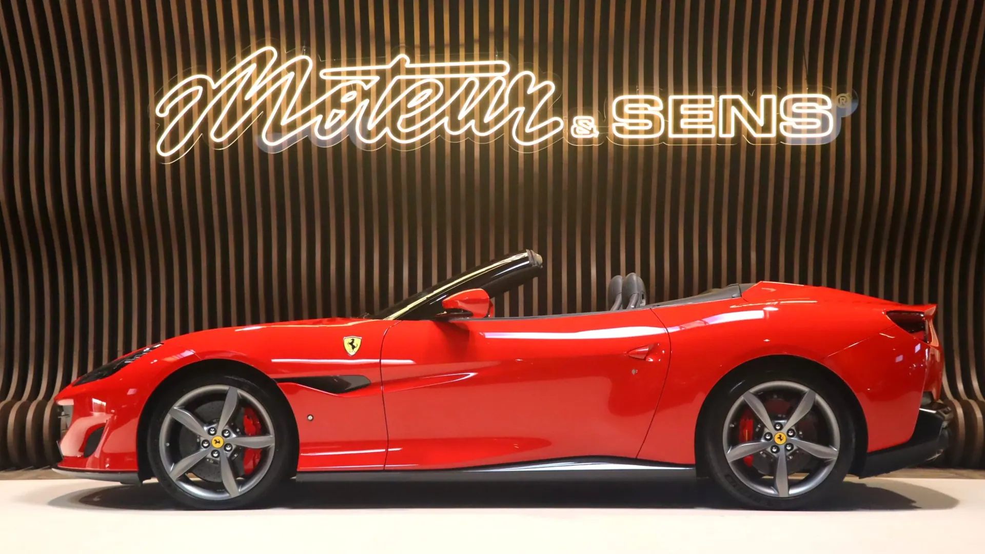 Ferrari Portofino — photo 5
