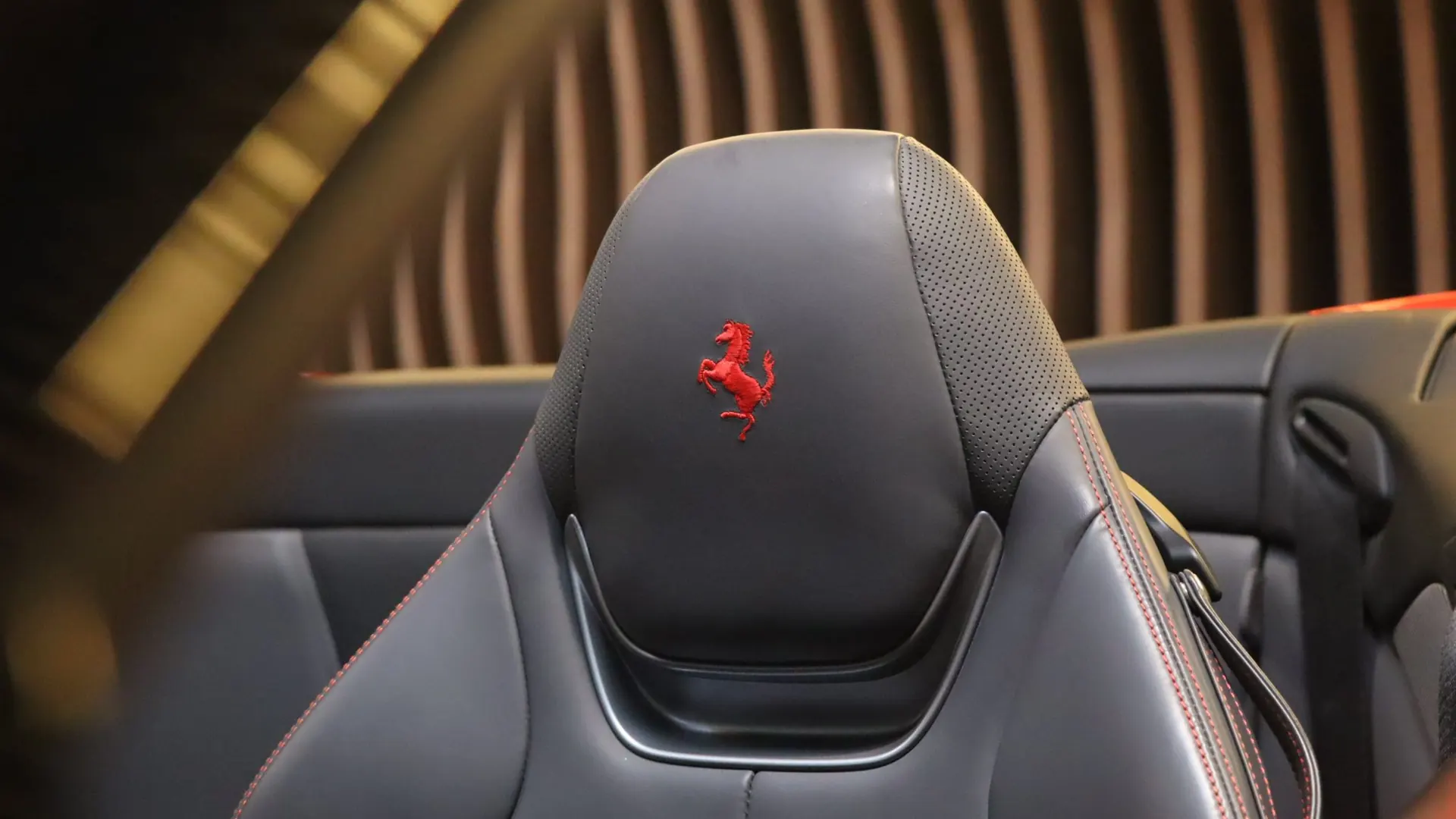 Ferrari Portofino — photo 36