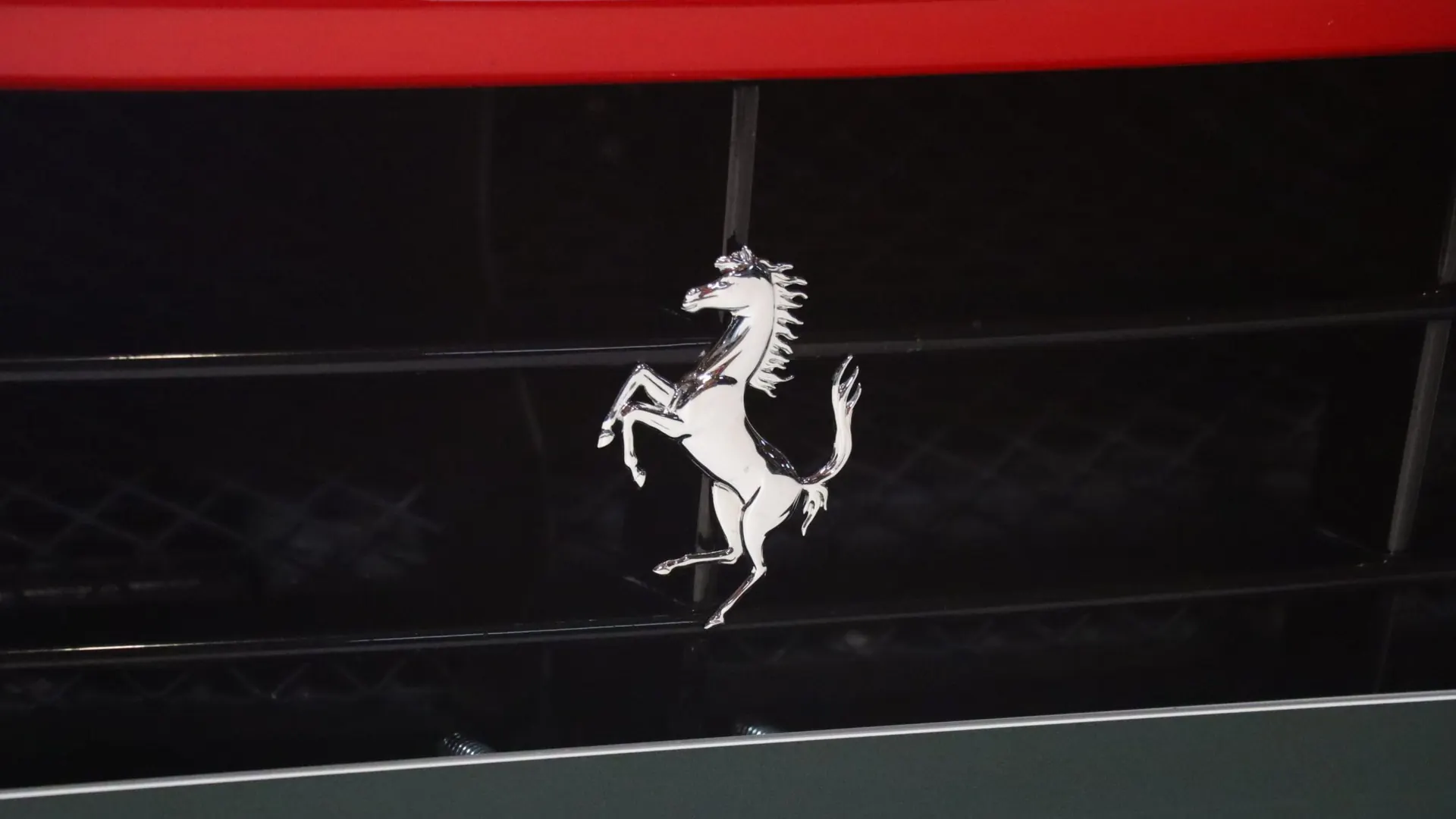Ferrari F12 — photo 35