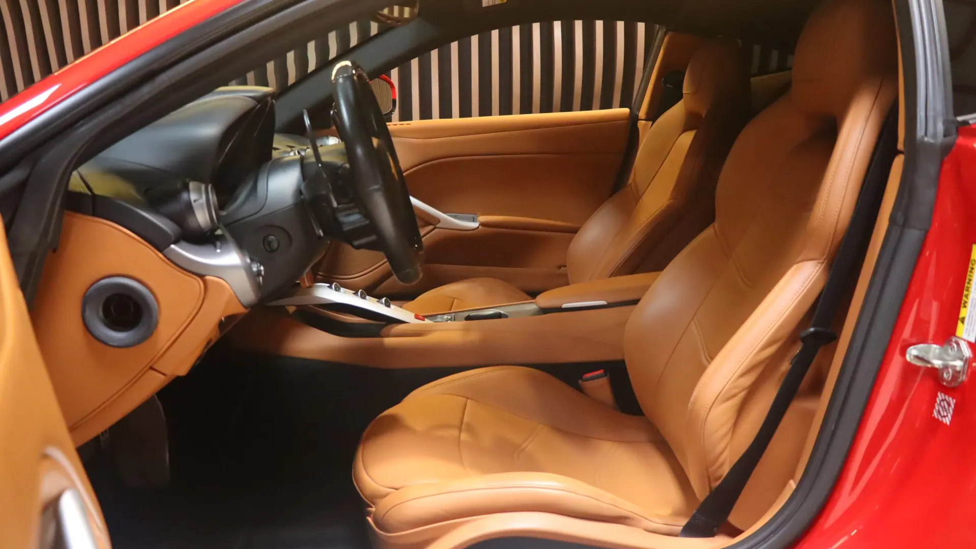 Ferrari F12 — photo 7