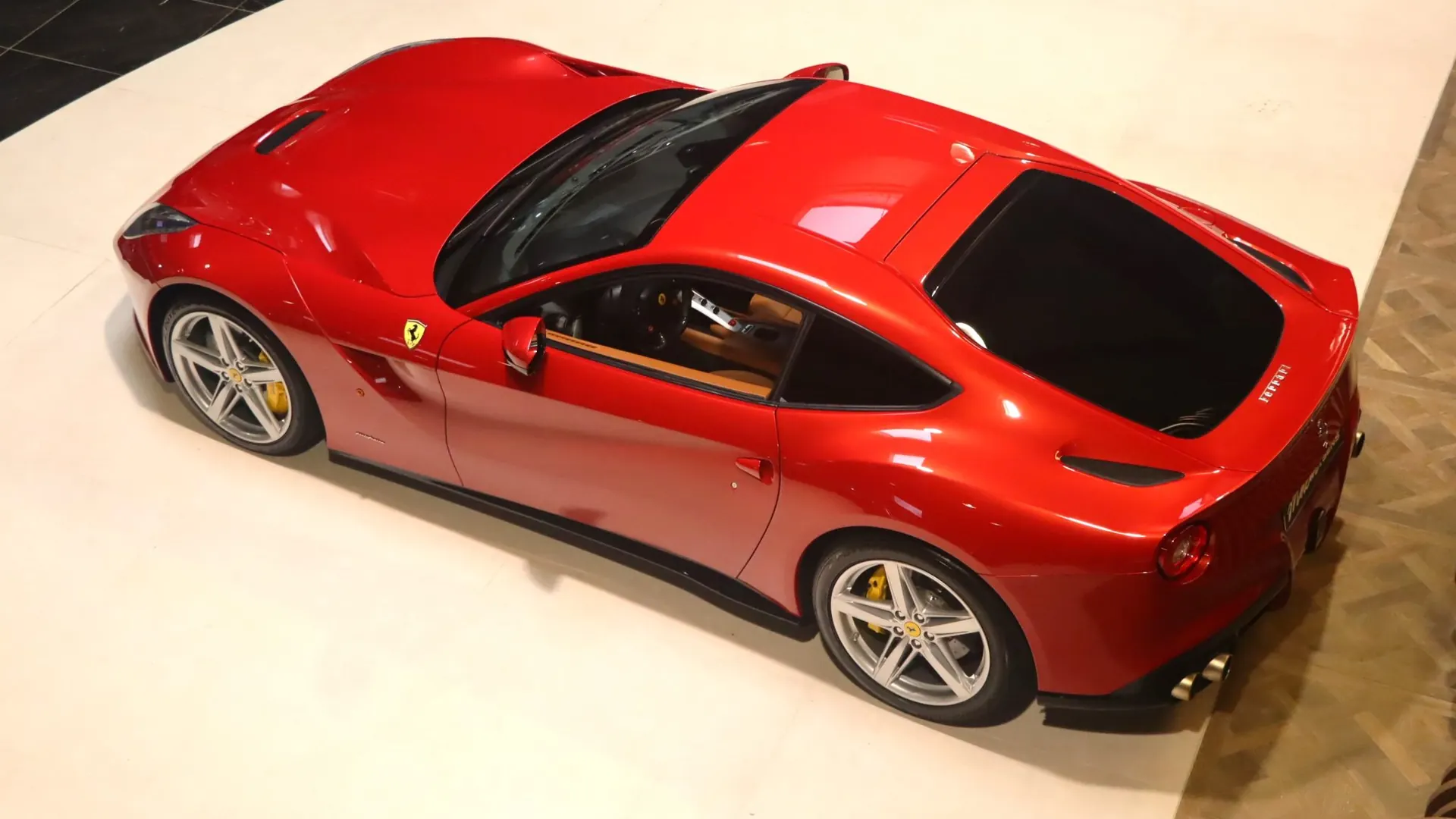 Ferrari F12 — photo 50