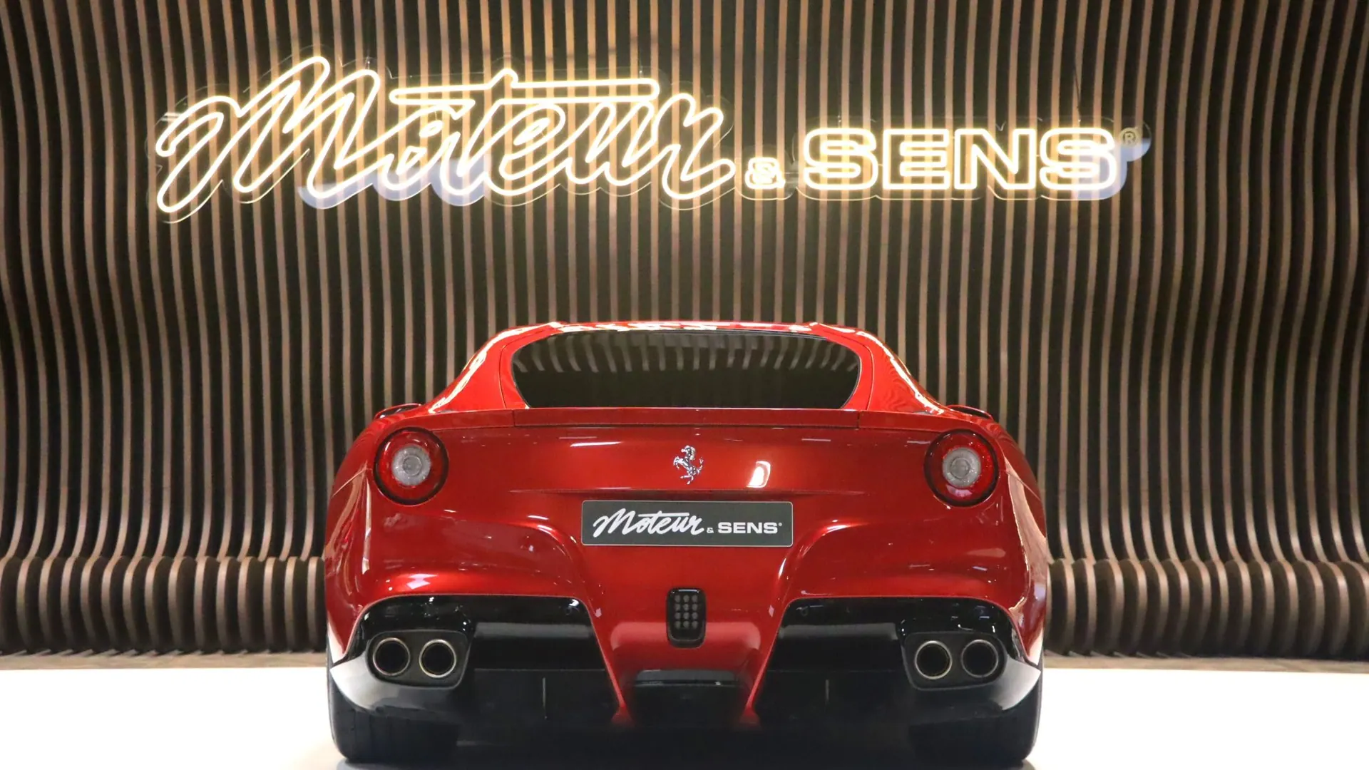Ferrari F12 — photo 4