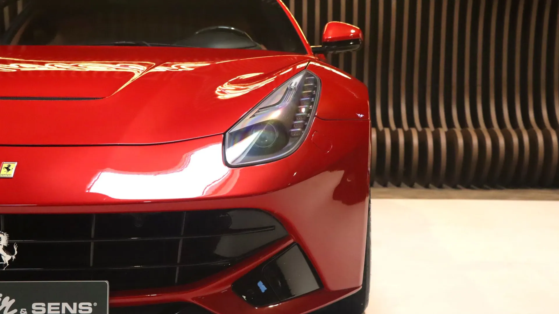 Ferrari F12 — photo 32