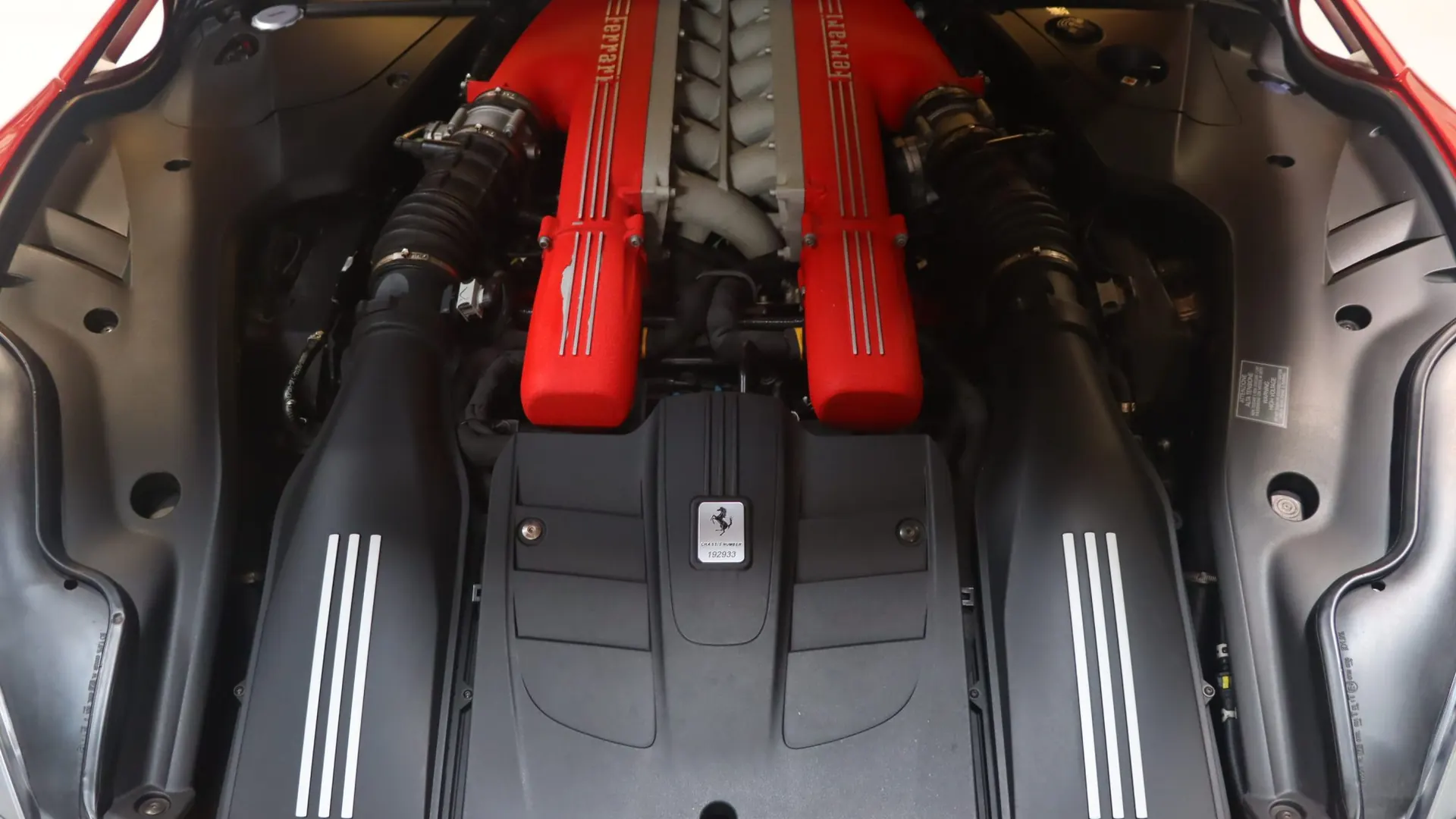 Ferrari F12 — photo 36