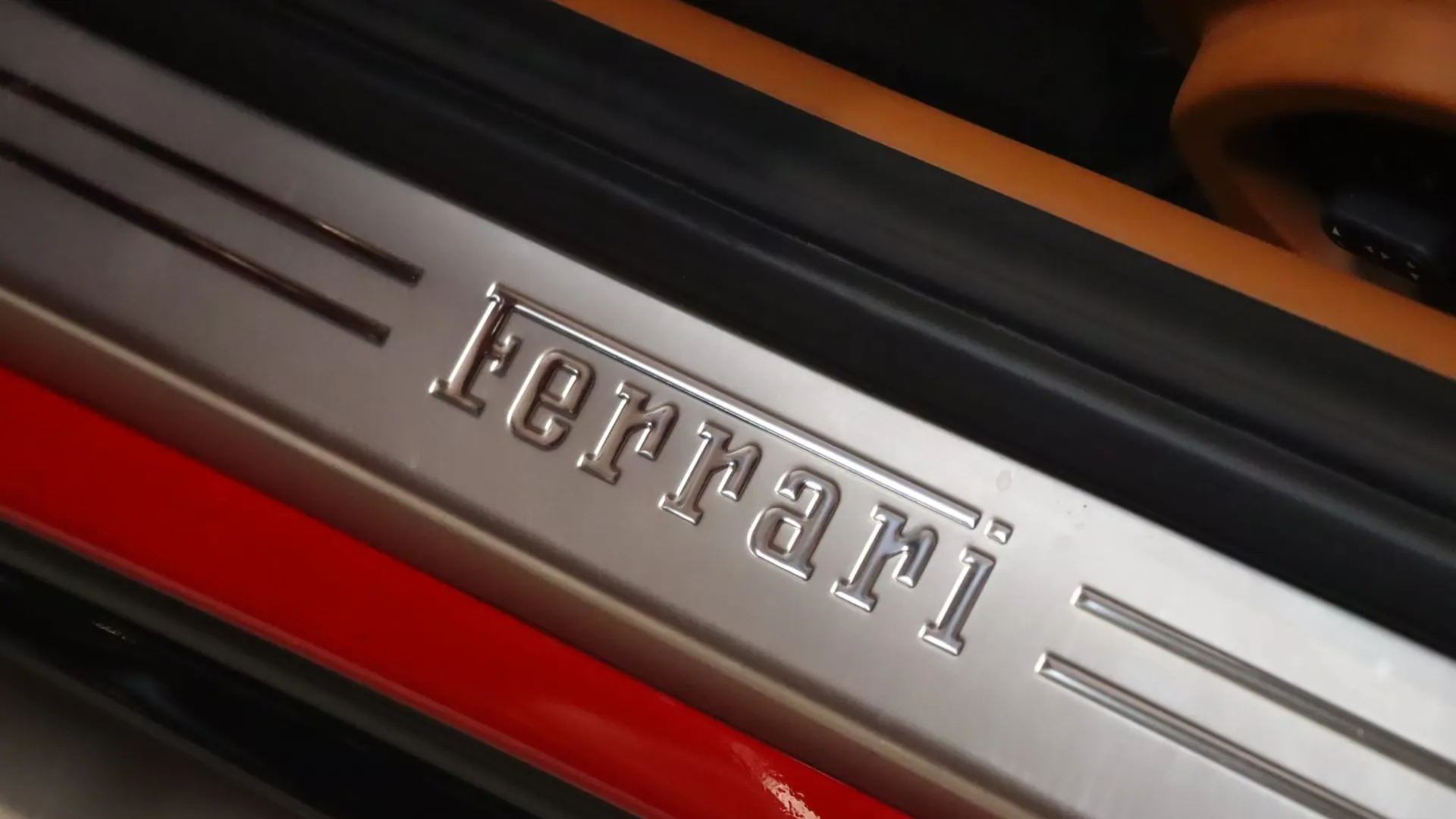 Ferrari F12 — photo 12