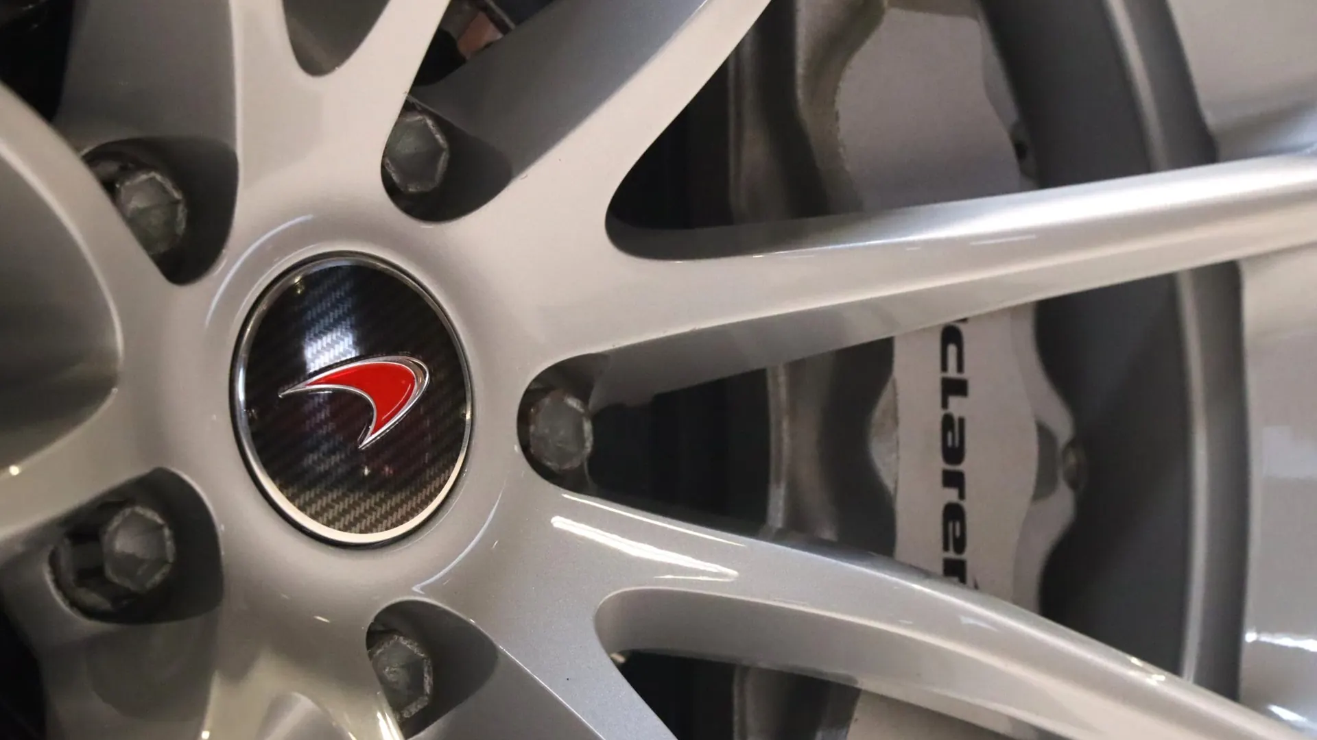 McLaren 570S — photo 38