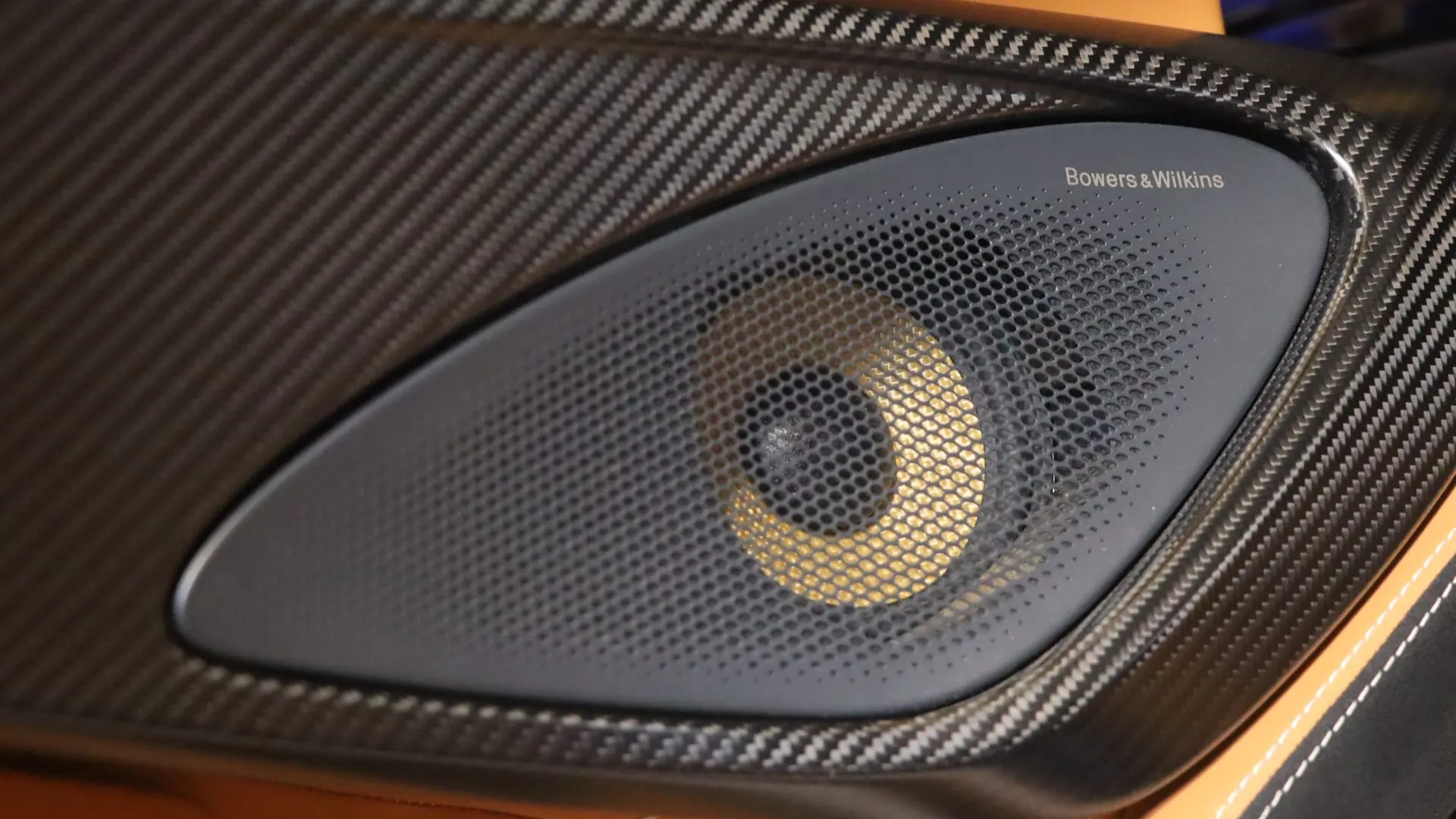 McLaren 570S — photo 13