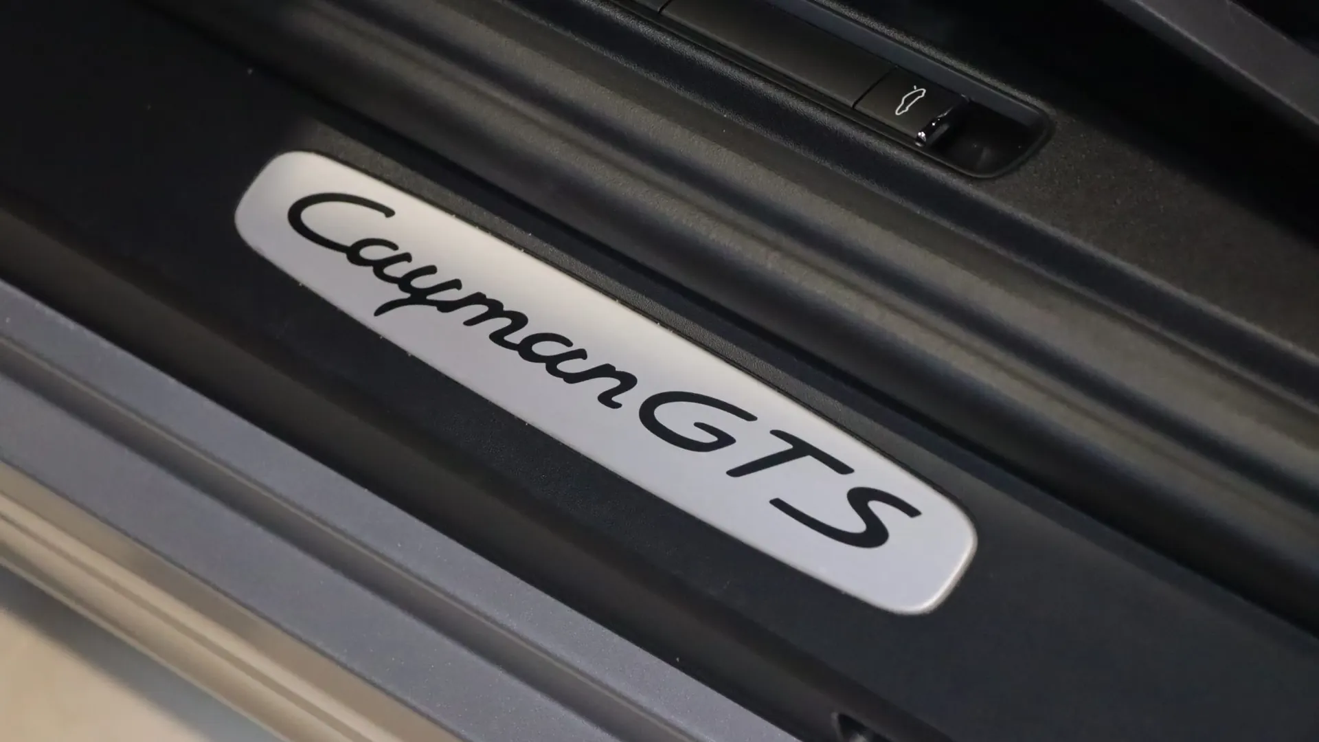 Porsche Cayman — photo 12