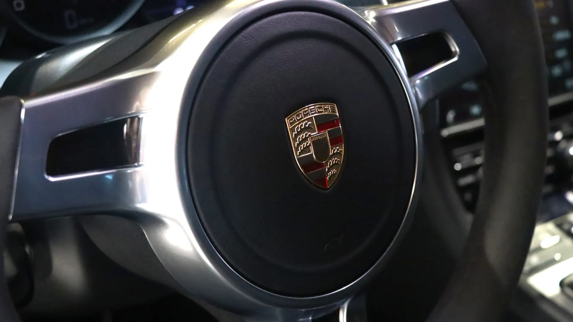 Porsche Cayman — photo 21