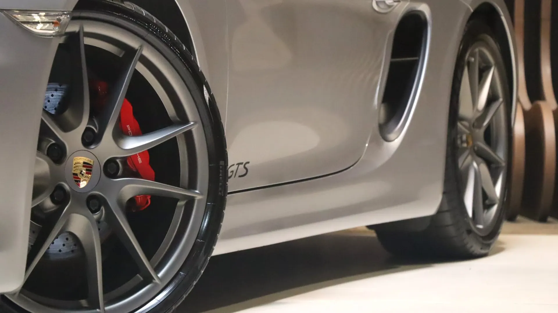 Porsche Cayman — photo 37
