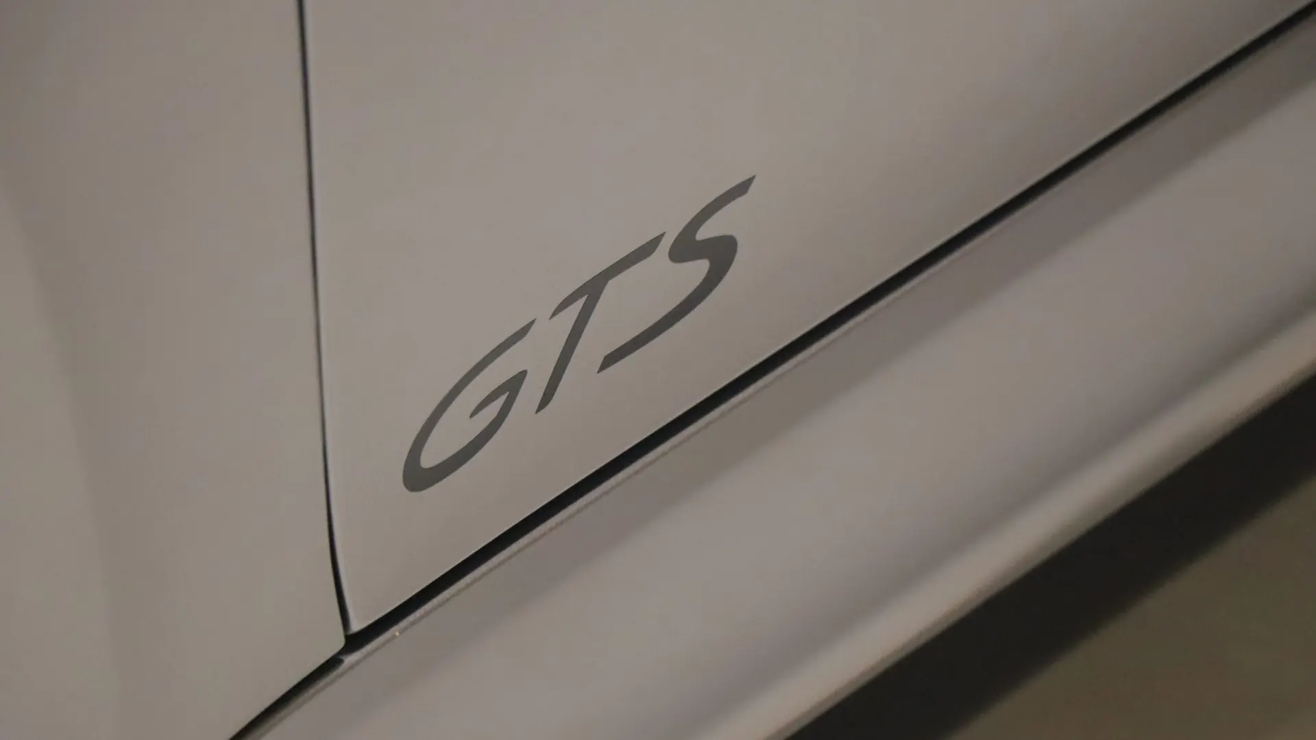 Porsche Cayman — photo 39