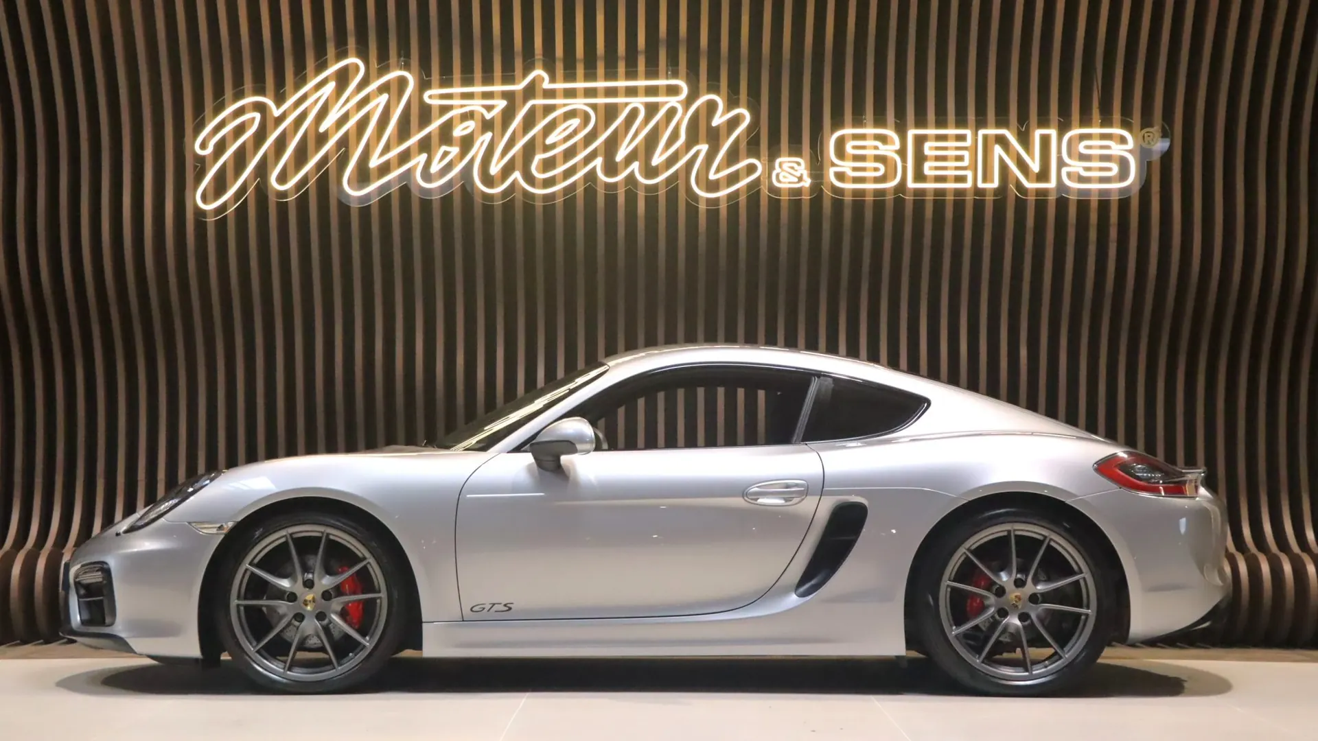 Porsche Cayman — photo 5