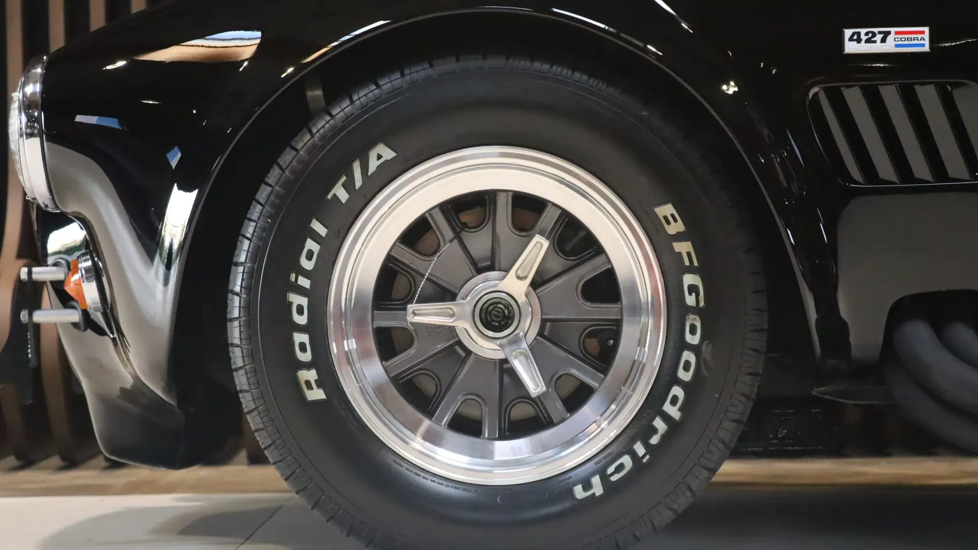 AC COBRA — photo 34