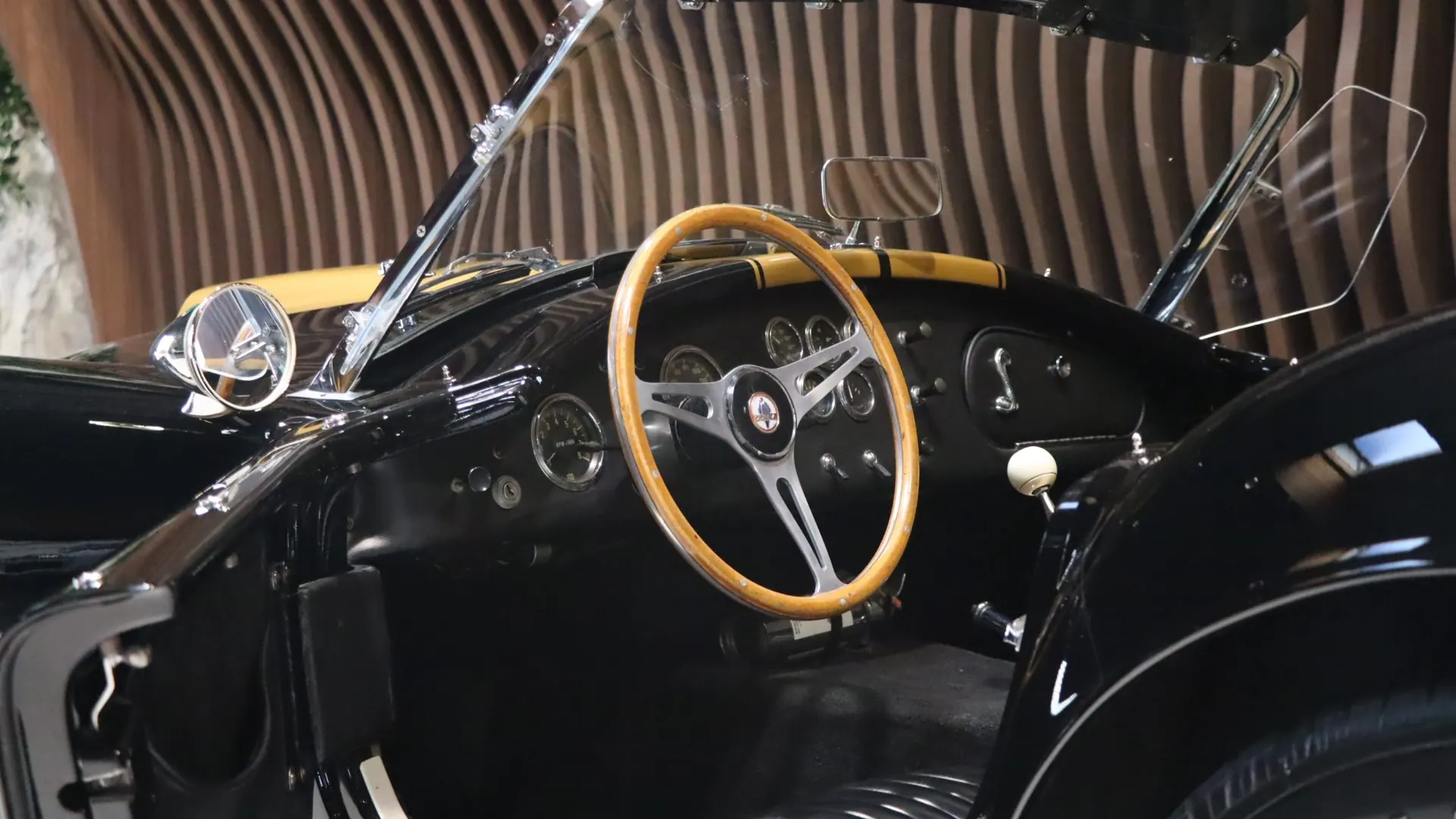 AC COBRA — photo 8