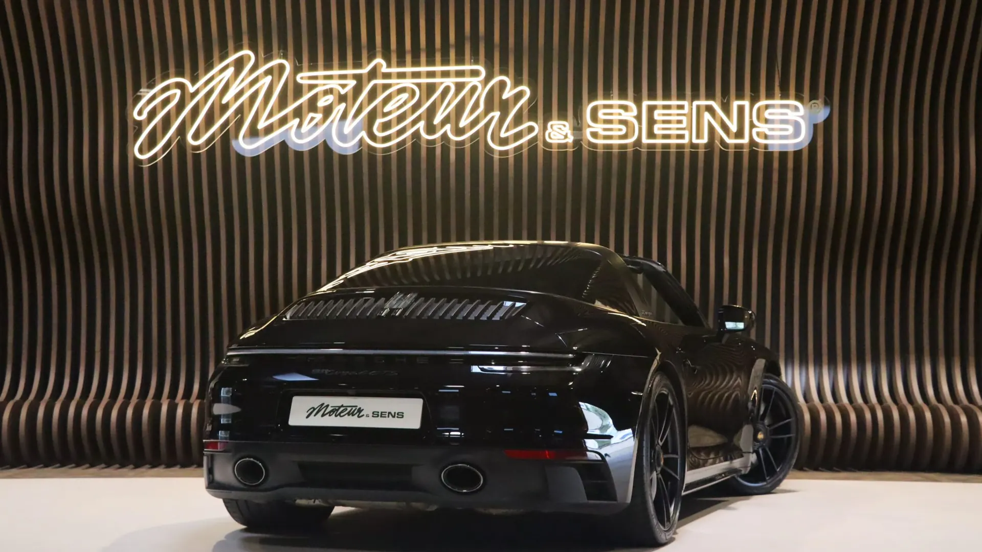 Porsche 911 — photo 2