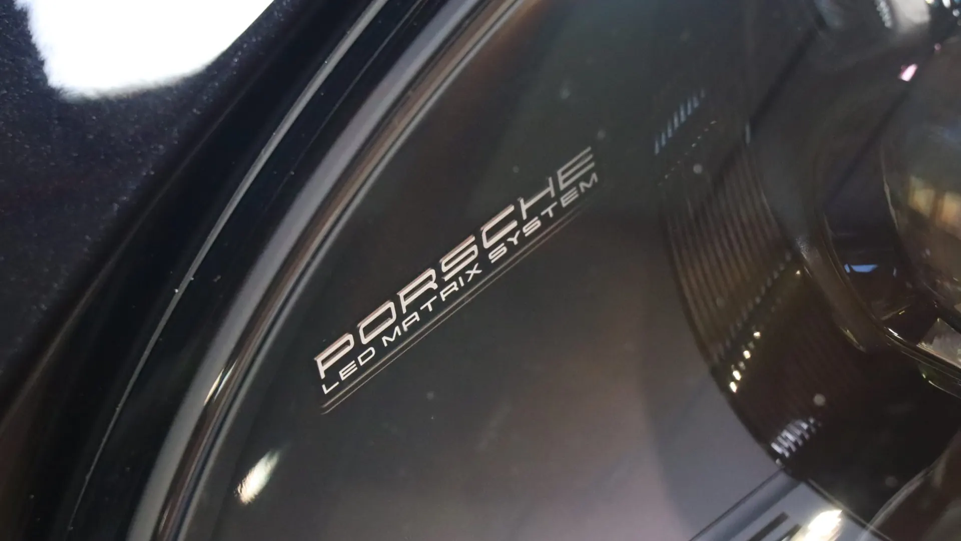 Porsche 911 — photo 45