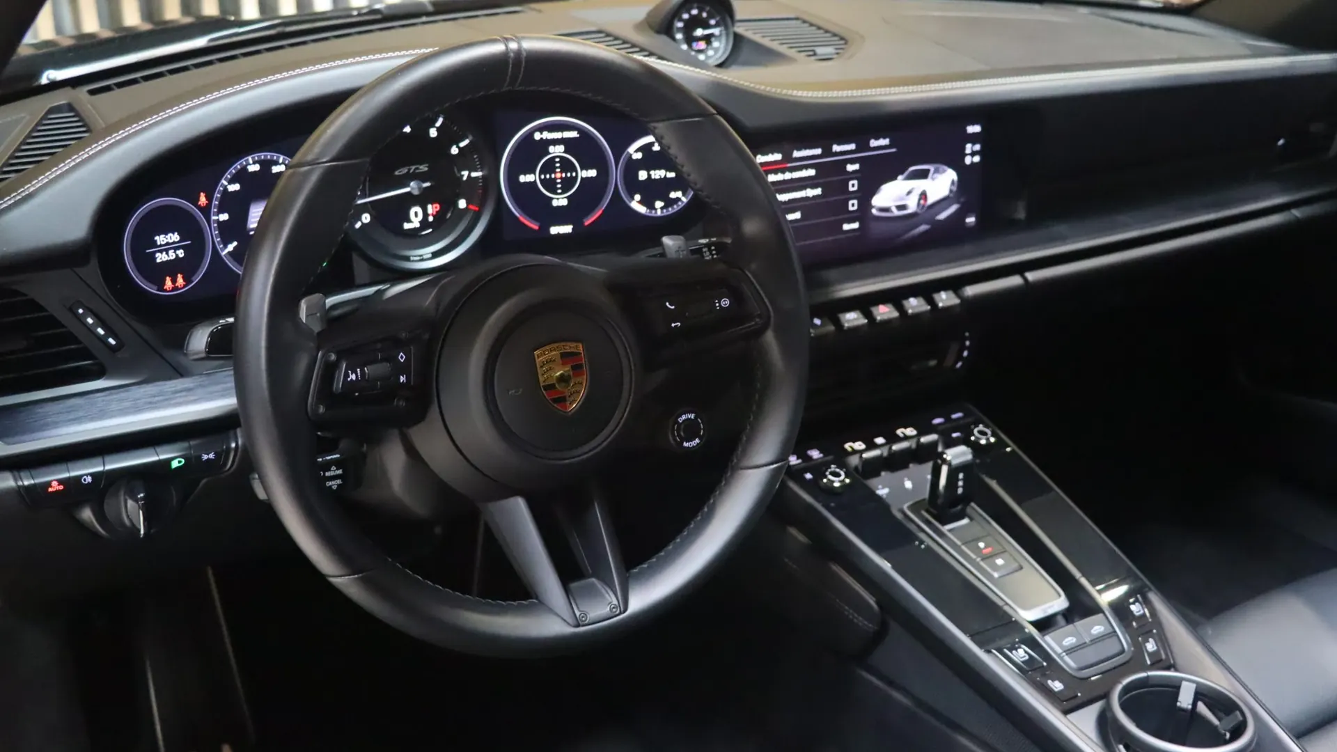 Porsche 911 — photo 16