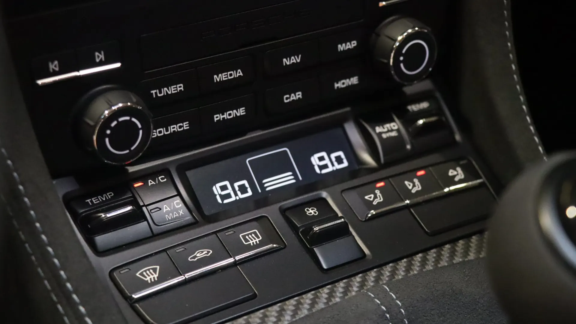 Porsche 718 — photo 29
