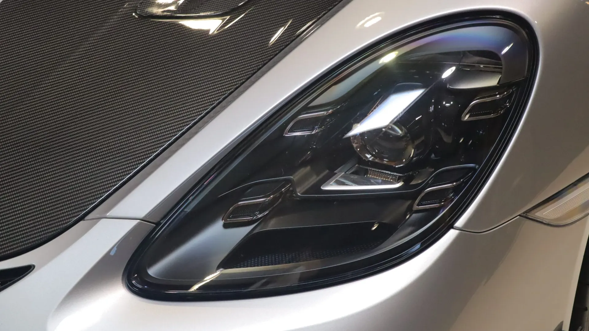 Porsche 718 — photo 38