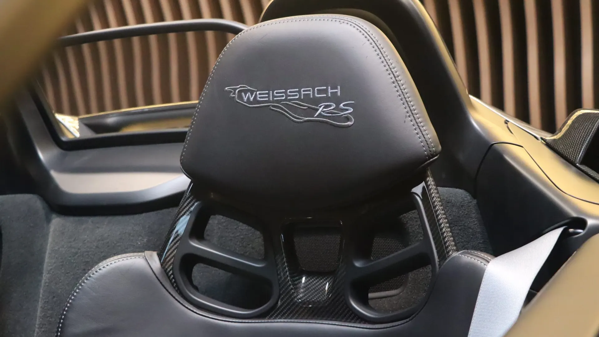 Porsche 718 — photo 35