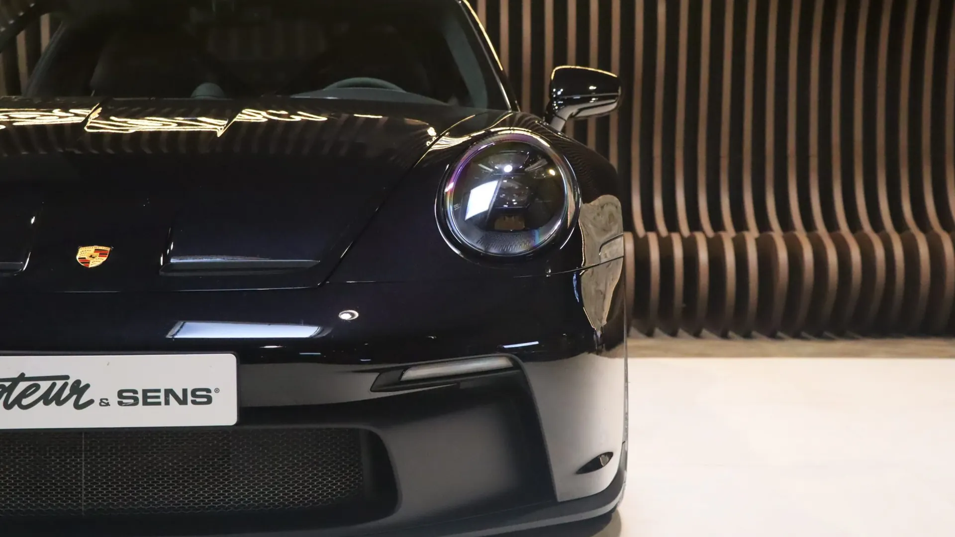 Porsche 911 — photo 39