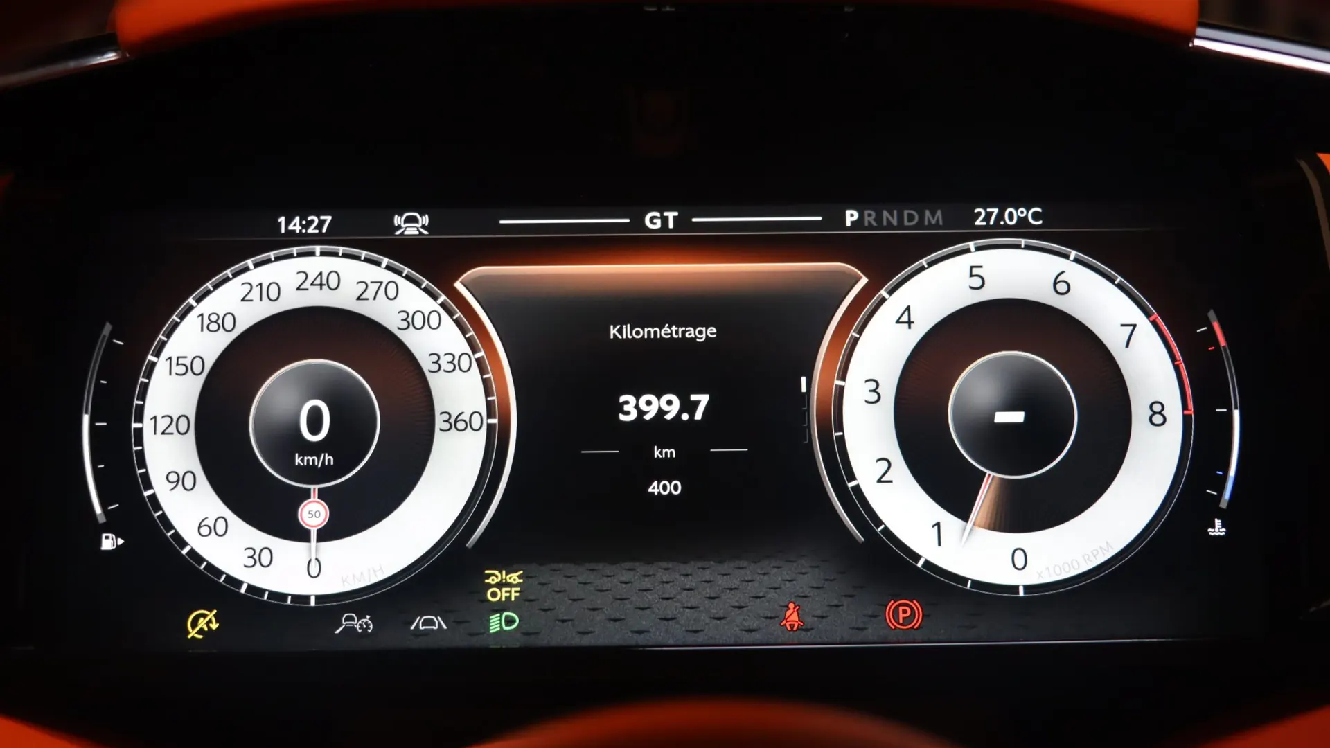 Aston Martin DB12 — photo 24