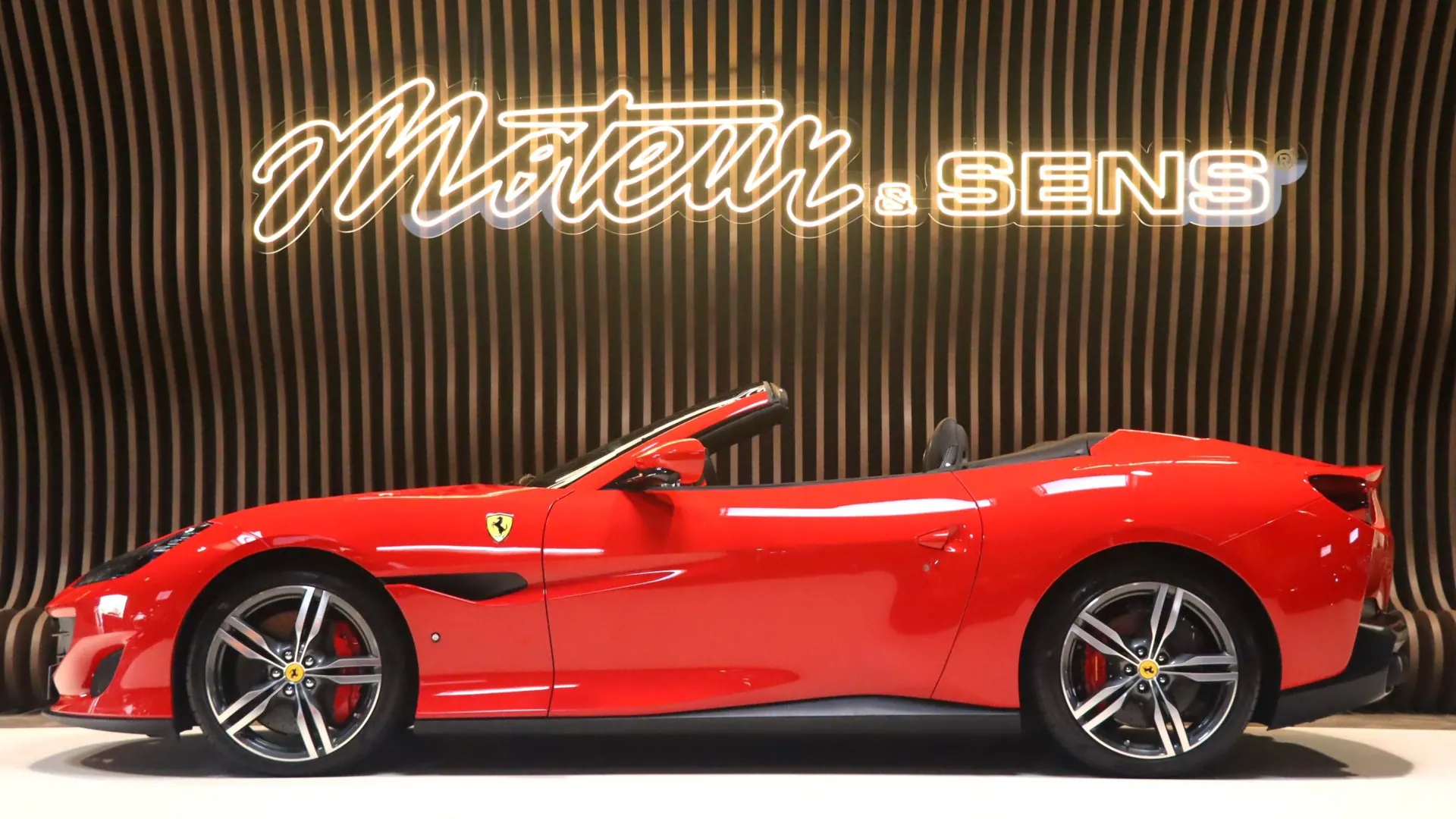 Ferrari Portofino — photo 5