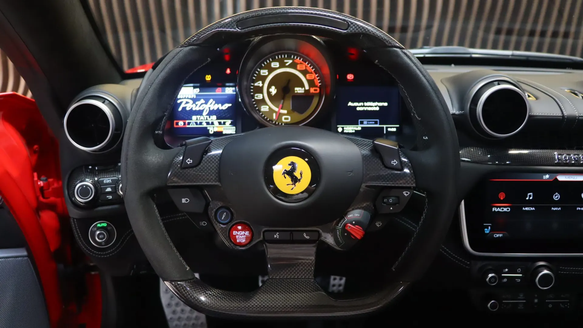 Ferrari Portofino — photo 10