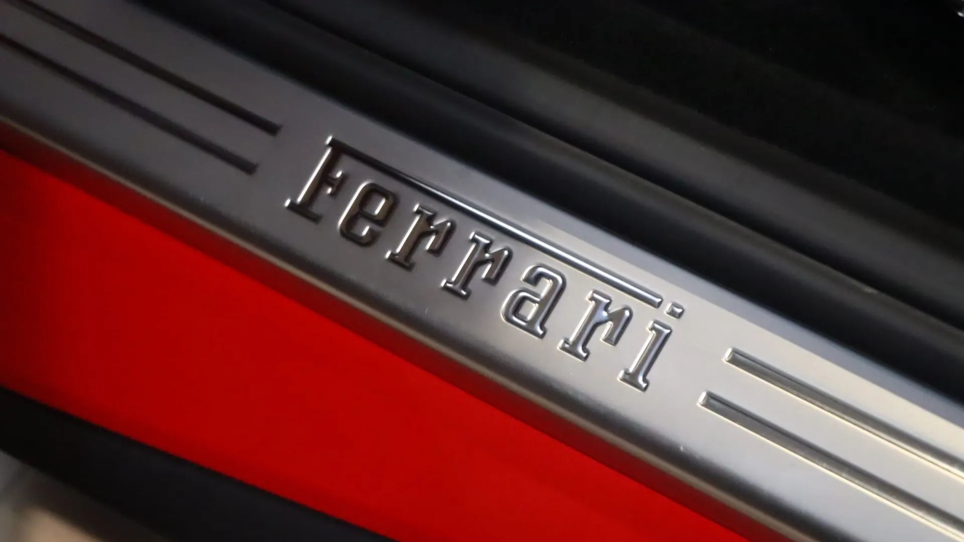 Ferrari Portofino — photo 14