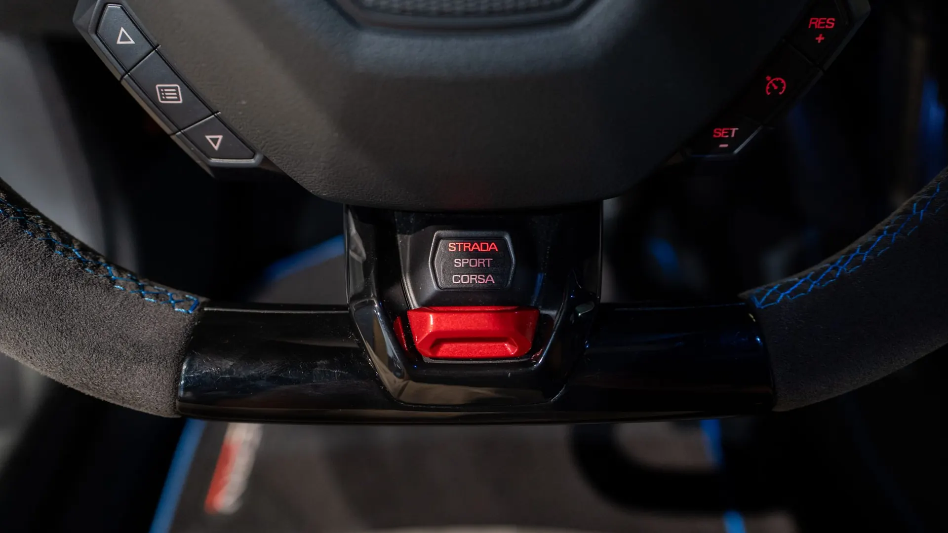 Lamborghini Huracan — photo 19