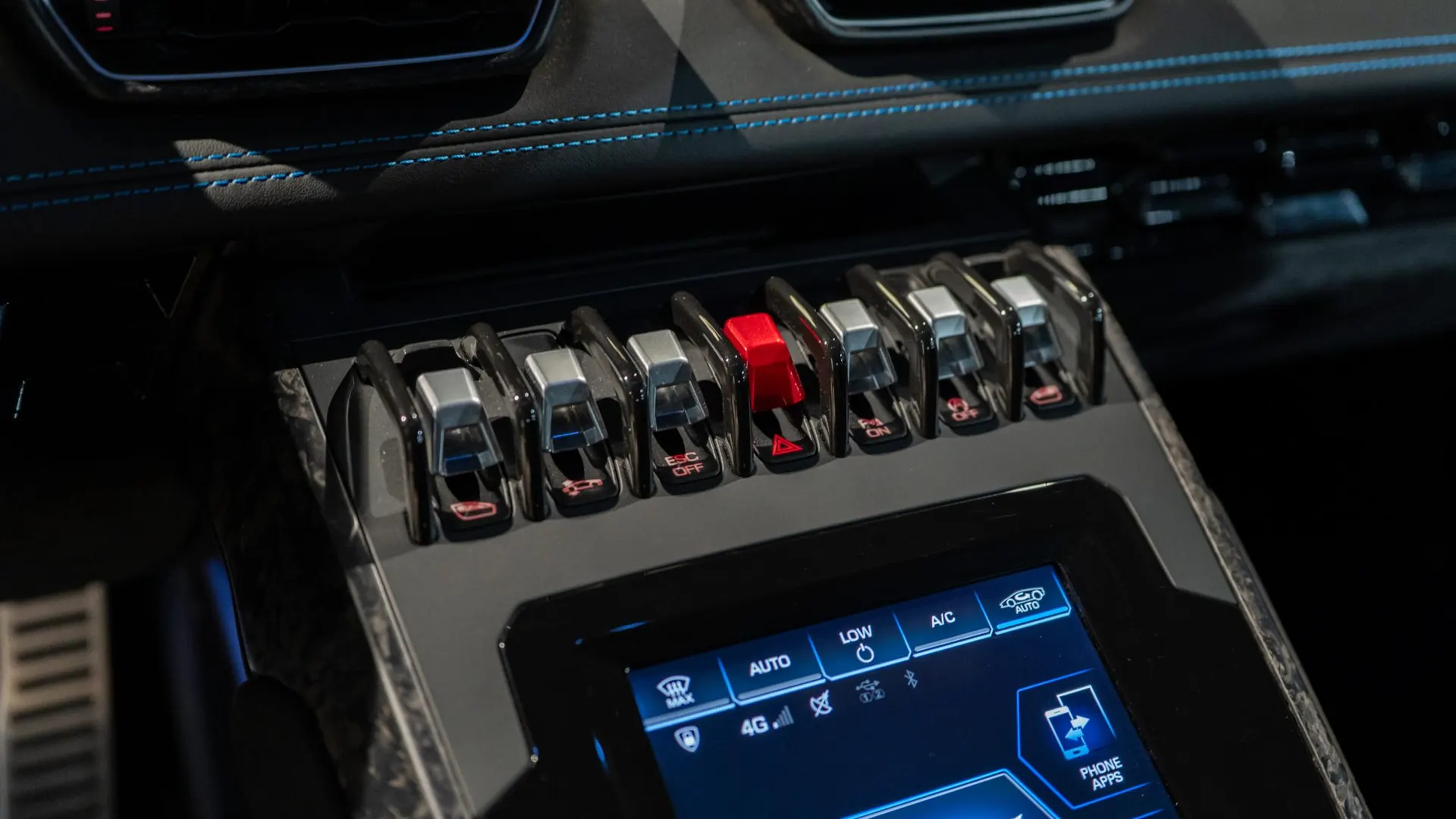 Lamborghini Huracan — photo 22