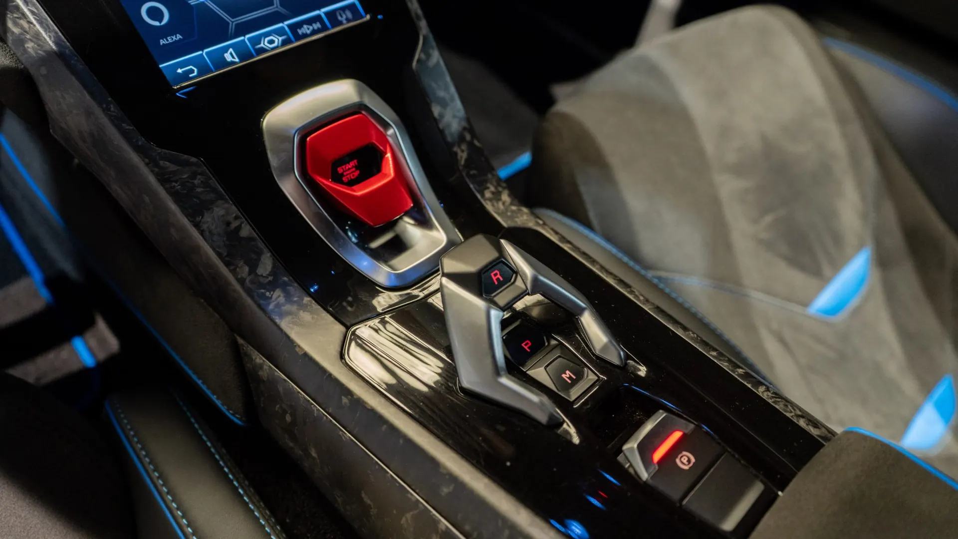 Lamborghini Huracan — photo 23