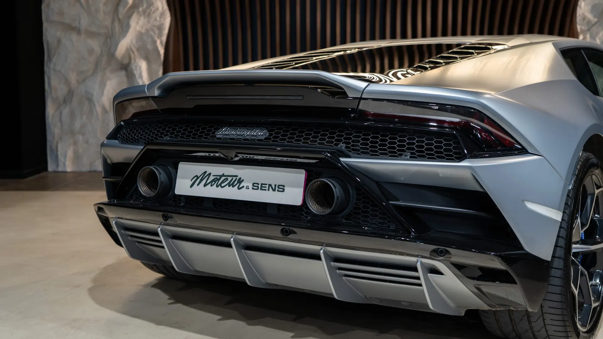 Lamborghini Huracan — photo 41